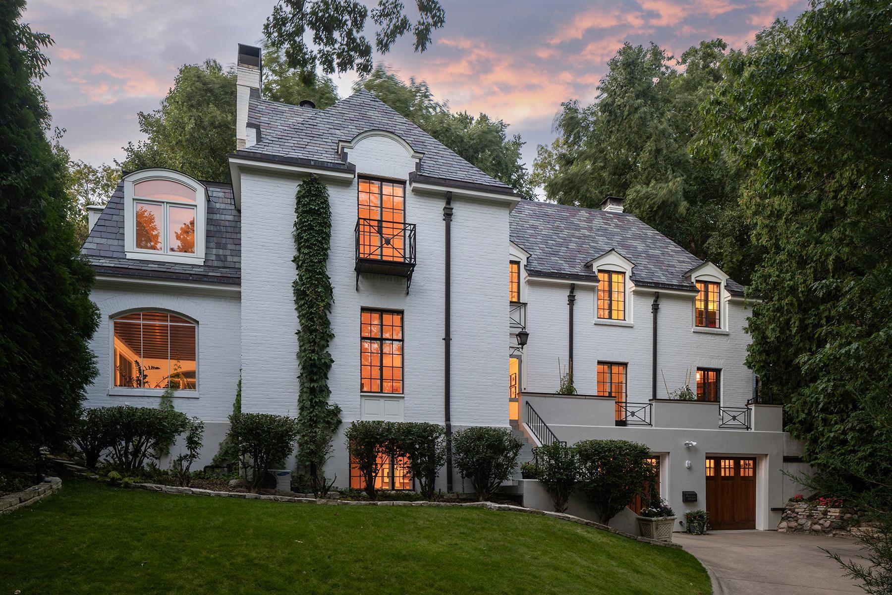 Minneapolis, Minnesota, 55416, United States, 4 Bedrooms Bedrooms, ,4 BathroomsBathrooms,Residential,For Sale,1901324