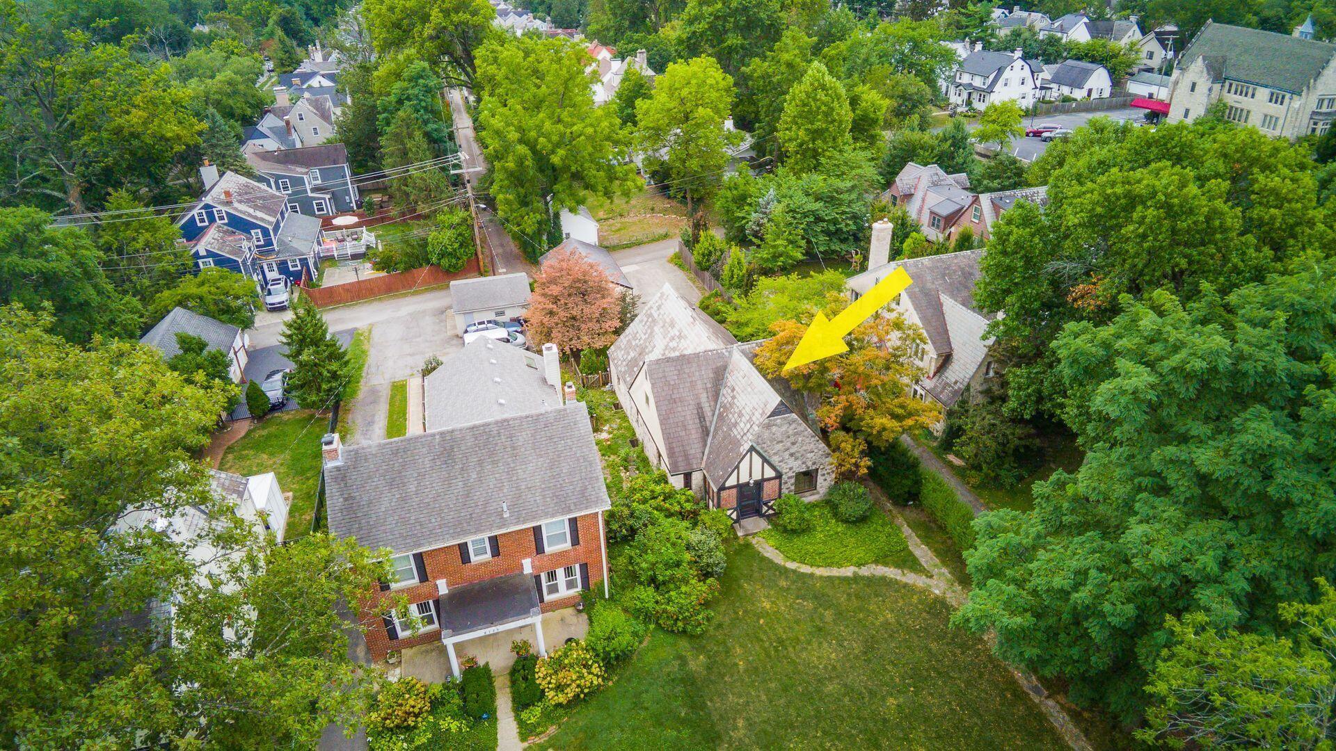 Bexley, Ohio, 43209, United States, 3 Bedrooms Bedrooms, ,2 BathroomsBathrooms,Residential,For Sale,1926362