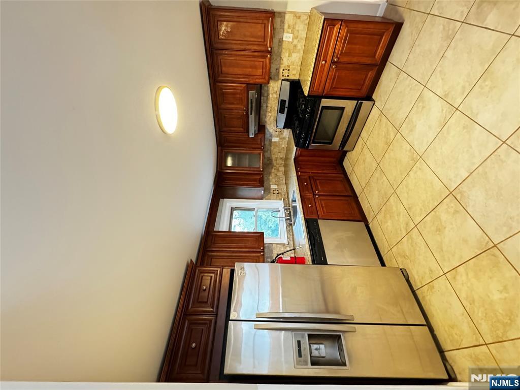 Clifton, New Jersey, 07014, United States, 4 Bedrooms Bedrooms, ,3 BathroomsBathrooms,Residential,For Sale,1937697