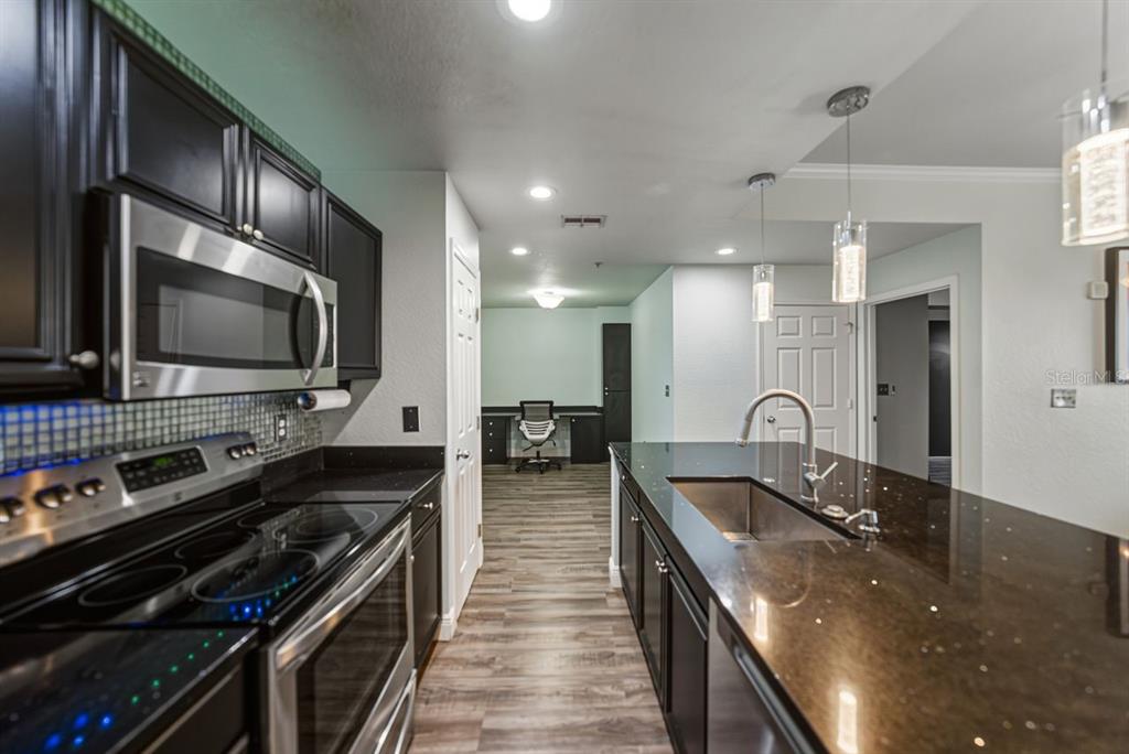 Tampa, Florida, 33602, United States, 2 Bedrooms Bedrooms, ,2 BathroomsBathrooms,Residential,For Sale,2002253