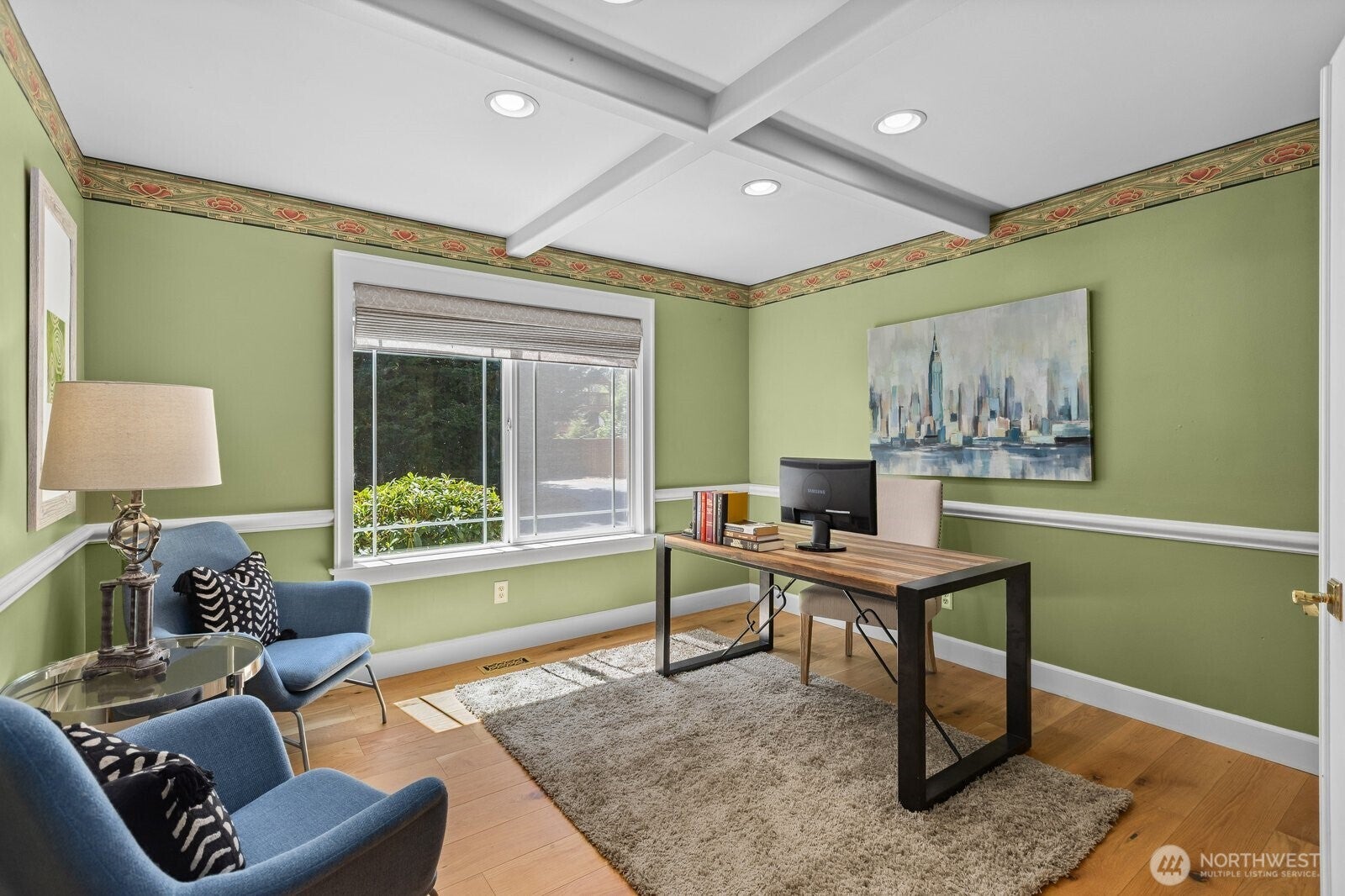 Woodinville, Washington, 98072, United States, 4 Bedrooms Bedrooms, ,2 BathroomsBathrooms,Residential,For Sale,1979397