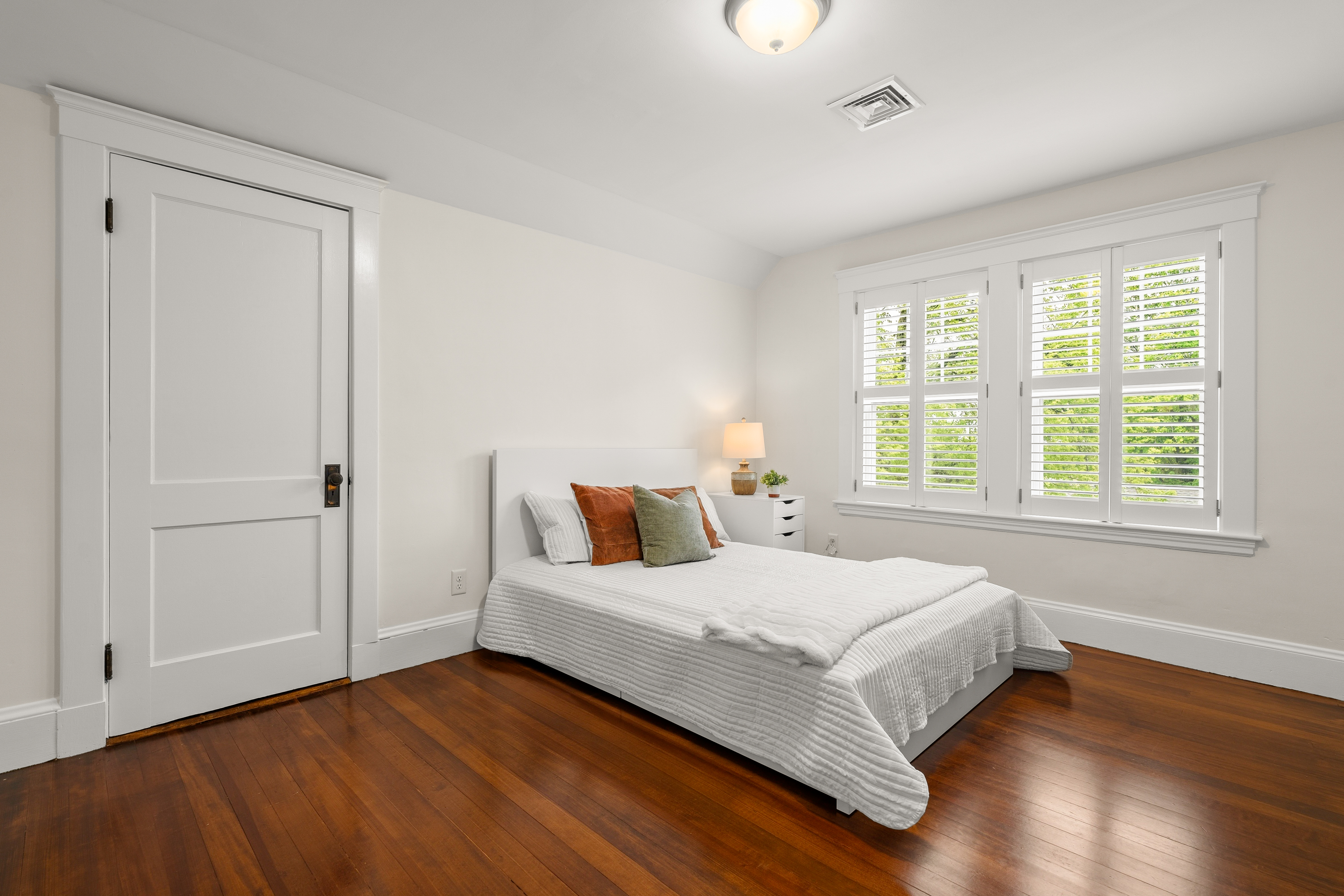  45 Hillside, Unit 2, Arlington, MA, 02476 - 物件實景