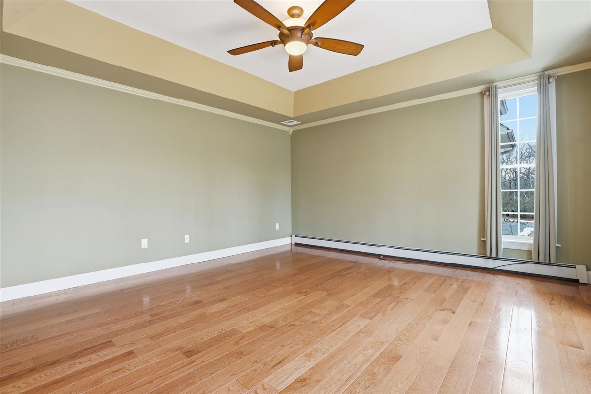 Milford, Pennsylvania, 18337, United States, 4 Bedrooms Bedrooms, ,3 BathroomsBathrooms,Residential,For Sale,2013781