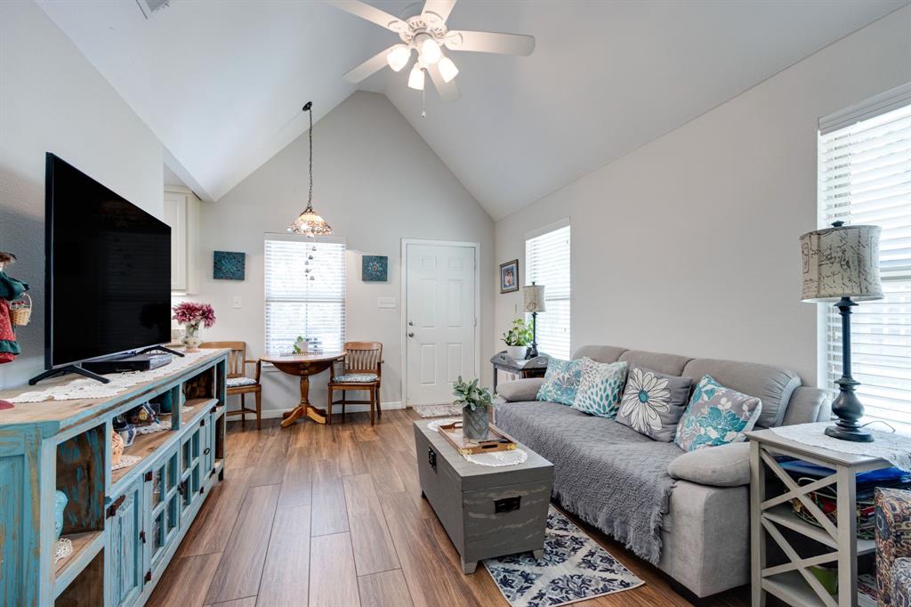 Flower Mound, Texas, 75022, United States, 5 Bedrooms Bedrooms, ,5 BathroomsBathrooms,Residential,For Sale,1895072