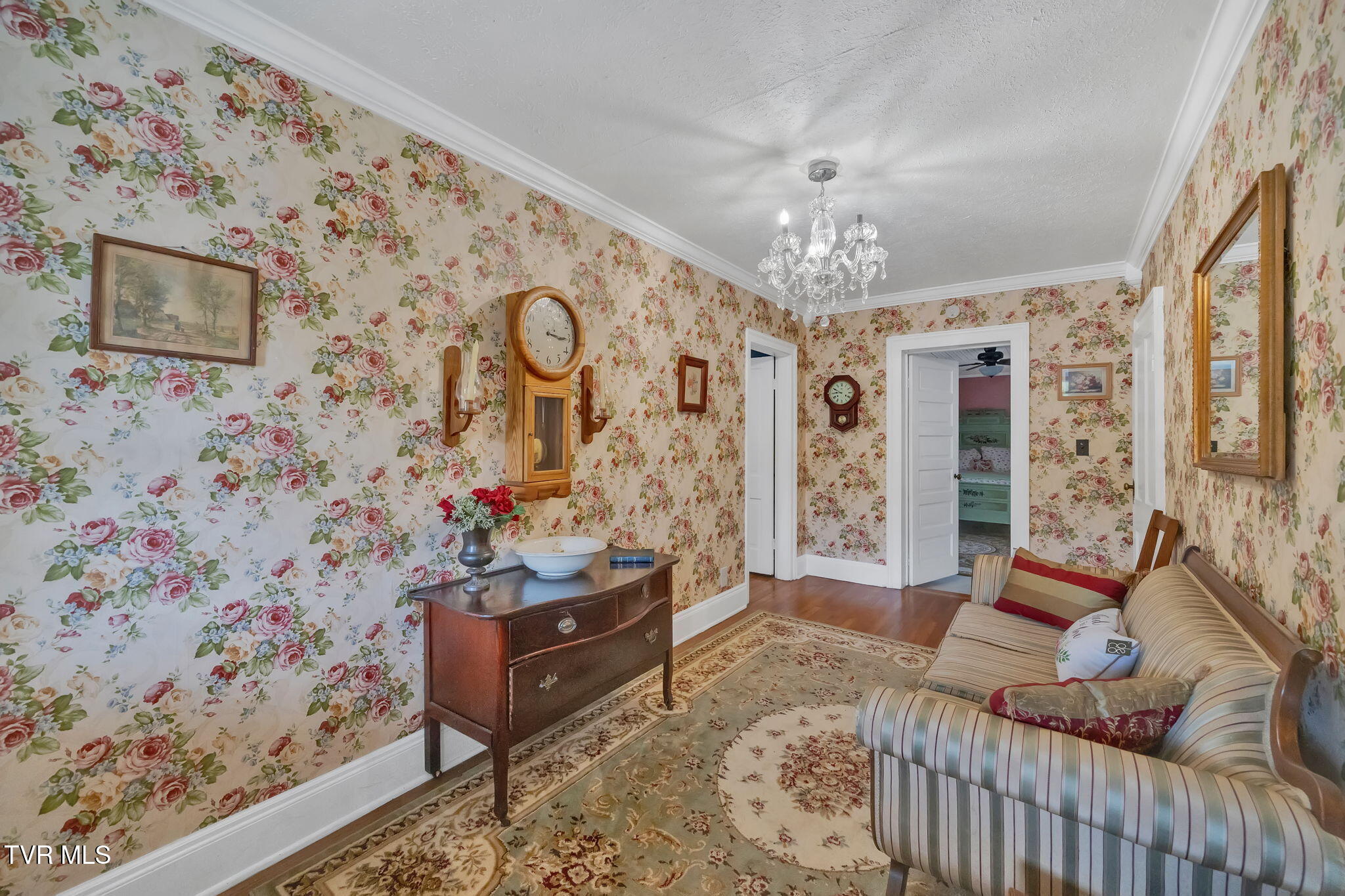 Roan Mountain, Tennessee, 37687, United States, 4 Bedrooms Bedrooms, ,2 BathroomsBathrooms,Residential,For Sale,2010992