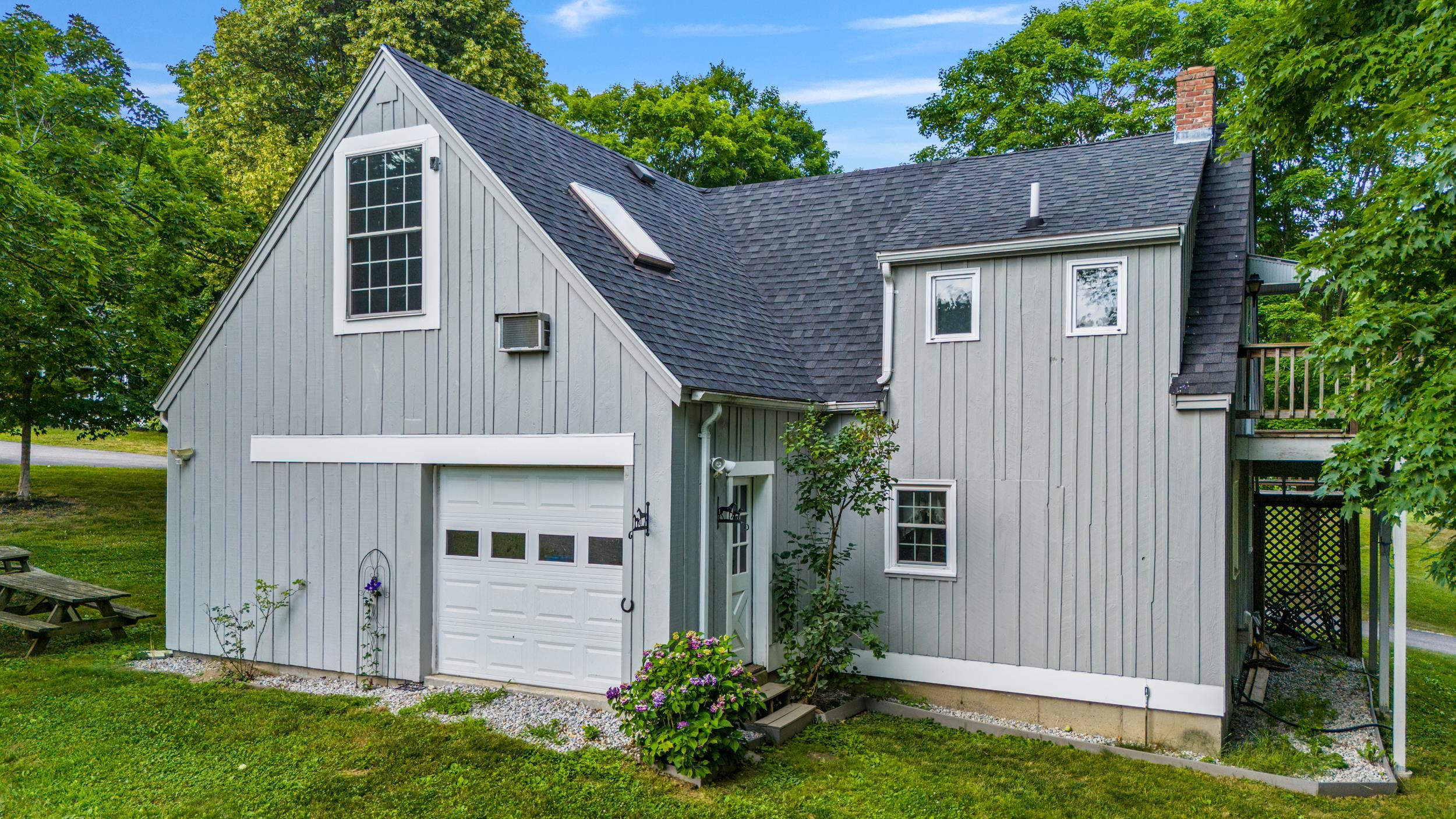 Hollis, New Hampshire, 03049, United States, 7 Bedrooms Bedrooms, ,5 BathroomsBathrooms,Residential,For Sale,1934449