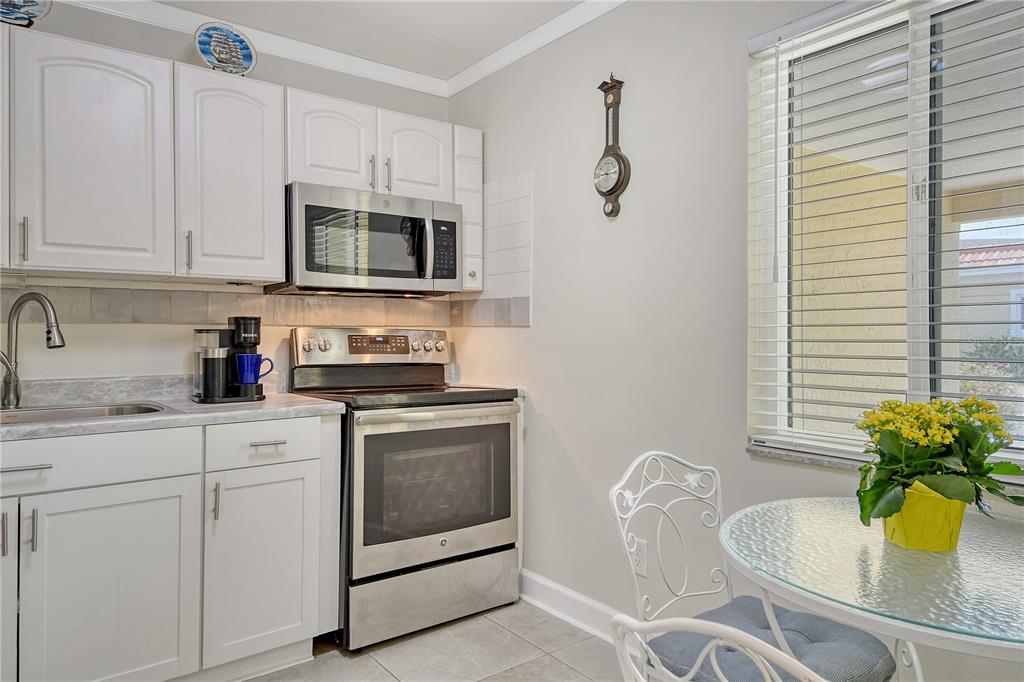 Longboat Key, Florida, 34228, United States, 2 Bedrooms Bedrooms, ,2 BathroomsBathrooms,Residential,For Sale,1837810