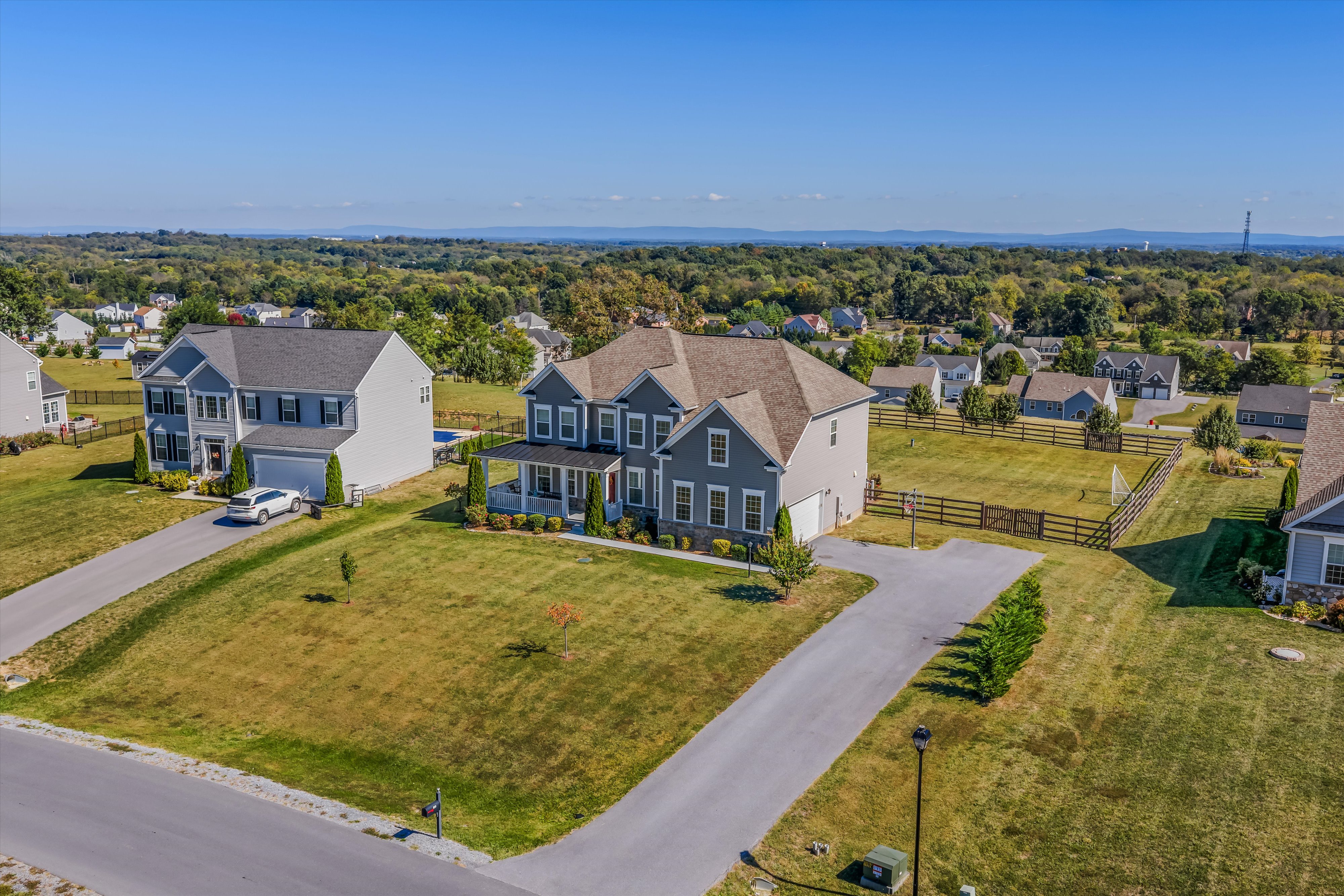 Matinsburg, West Virginia, 25403, United States, 4 Bedrooms Bedrooms, ,Residential,For Sale,1977883