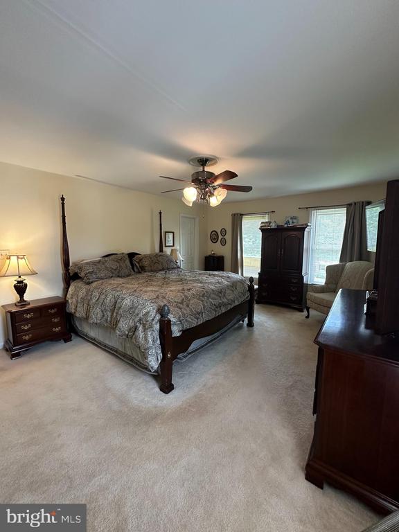 Stafford, Virginia, 22554, United States, 5 Bedrooms Bedrooms, ,3 BathroomsBathrooms,Residential,For Sale,1930374