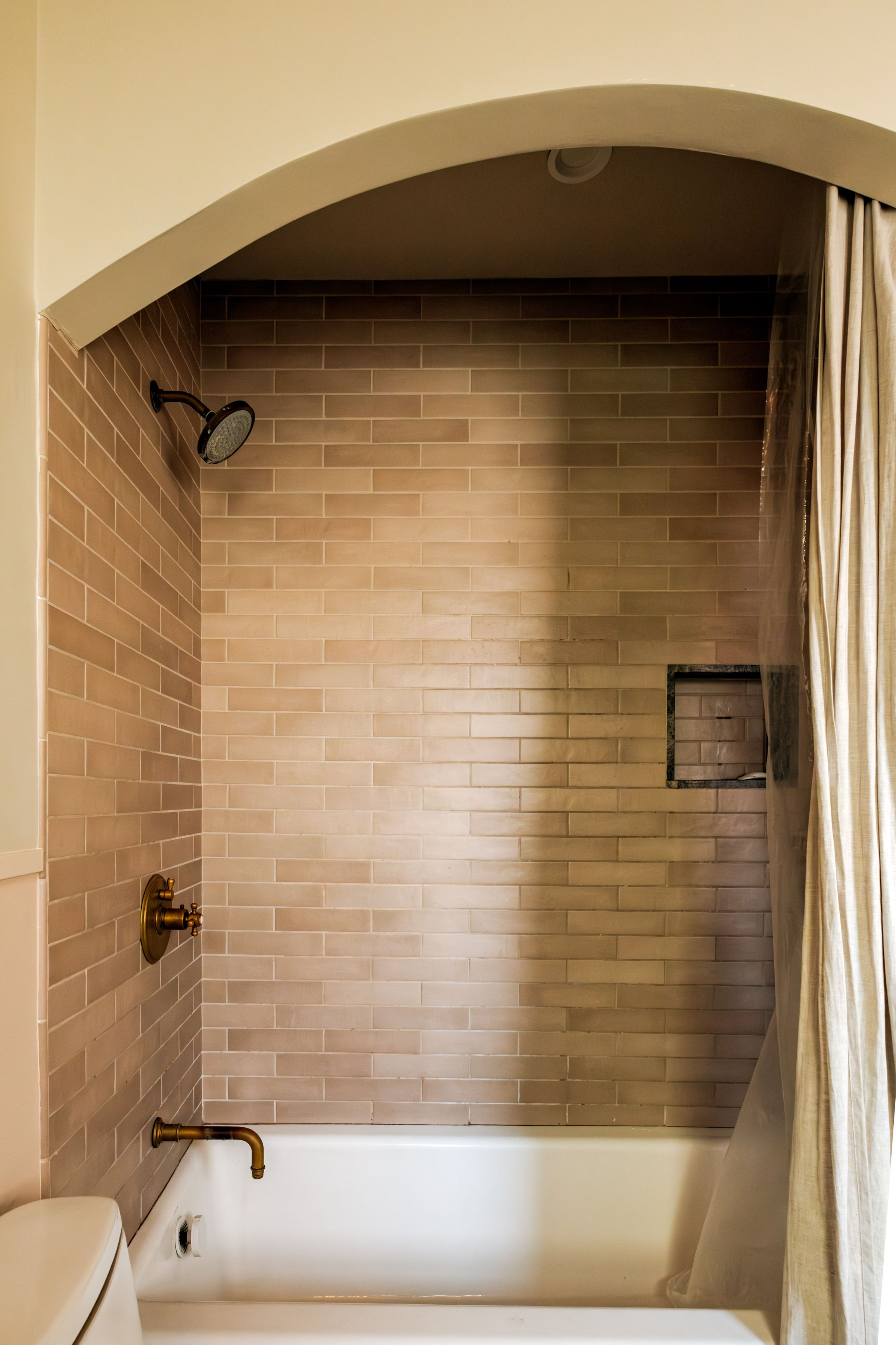  2510 10th Avenue - 物件實景