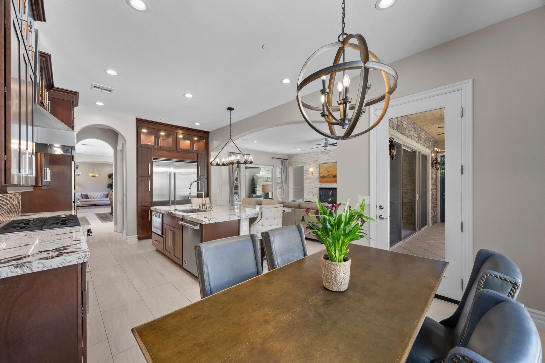  DESIGNER DREAM OASIS IN GATED LAKE LAS VEGAS, FURNISHED TURN-KEY - 物件實景