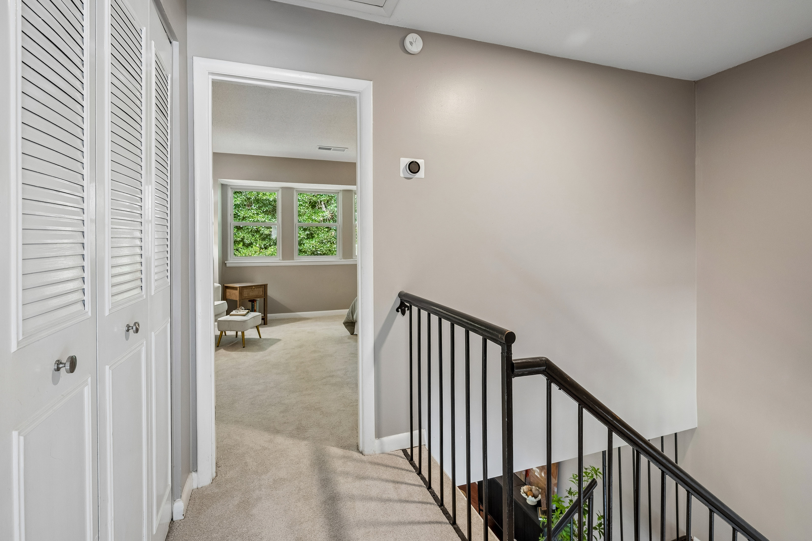  Townhouse-Style Condo with Rare Private Patio - 物件實景