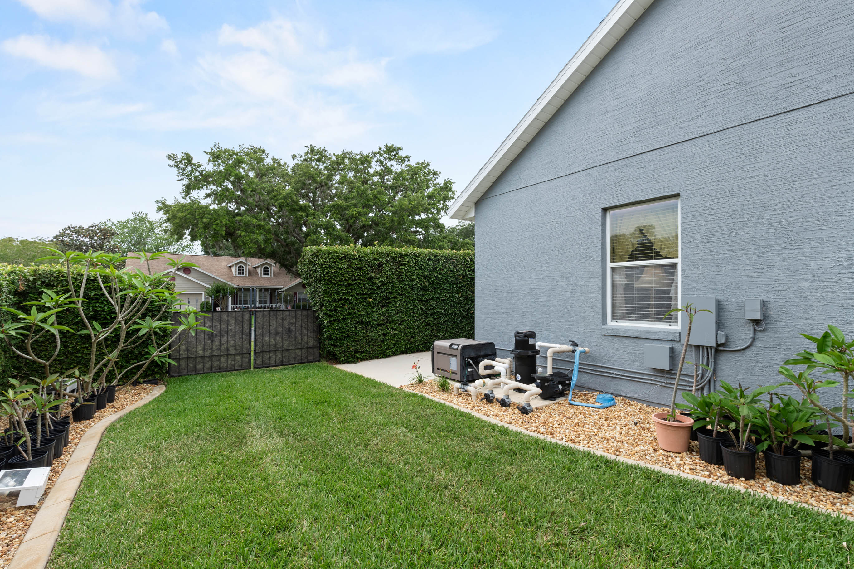 Eustis, Florida, 32736, United States, 3 Bedrooms Bedrooms, ,4 BathroomsBathrooms,Residential,For Sale,2013226