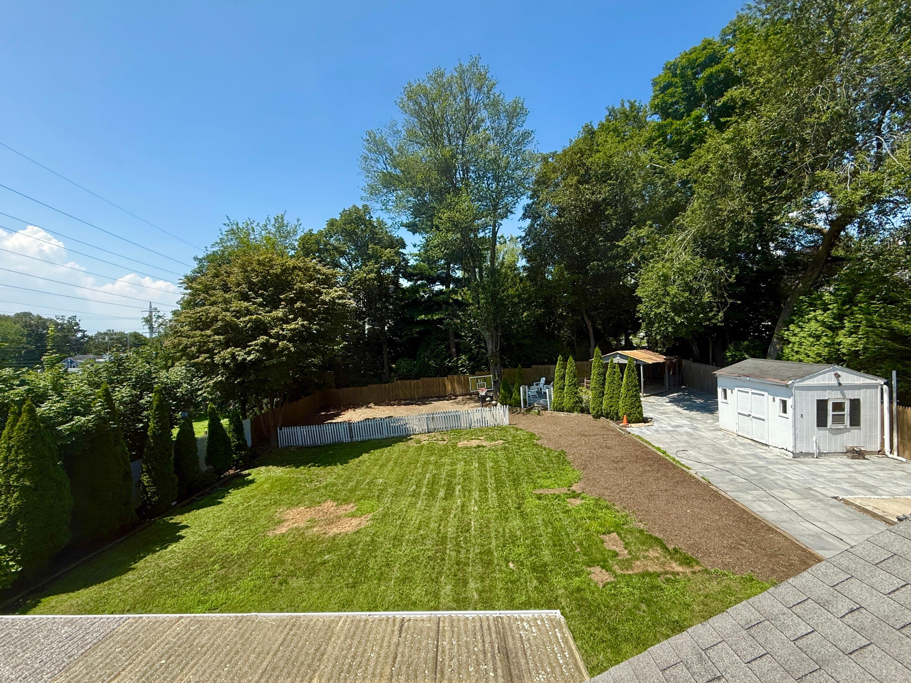 Darien, Connecticut, 06820, United States, 4 Bedrooms Bedrooms, ,3 BathroomsBathrooms,Residential,For Sale,1937000