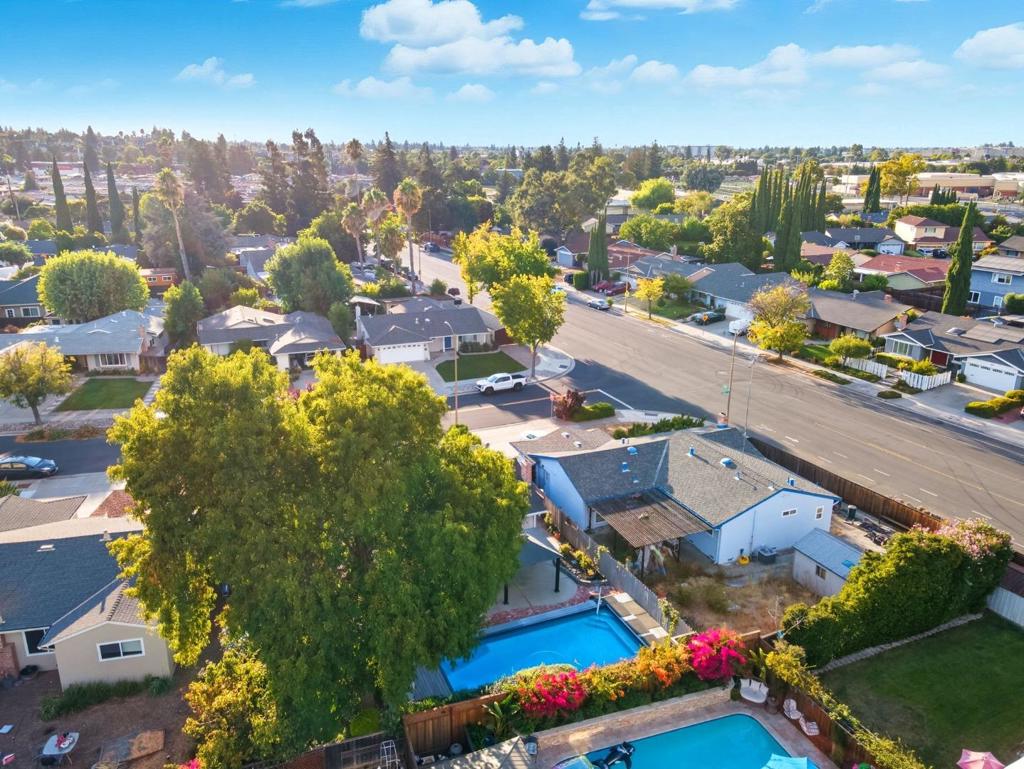 San Jose, California, 95123, United States, 3 Bedrooms Bedrooms, ,2 BathroomsBathrooms,Residential,For Sale,1975297