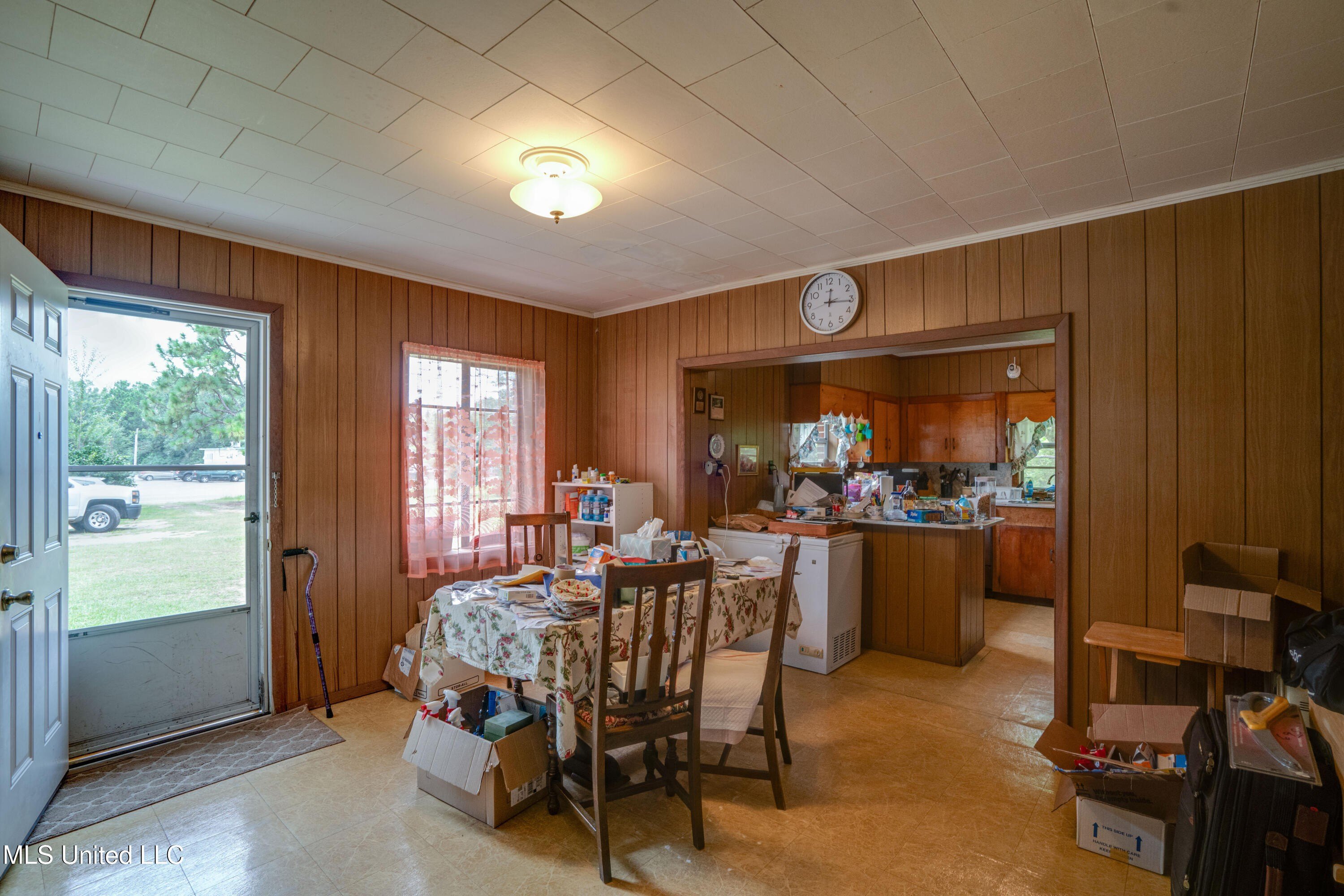 Gulfport, Mississippi, 39503, United States, 4 Bedrooms Bedrooms, ,2 BathroomsBathrooms,Residential,For Sale,1915854