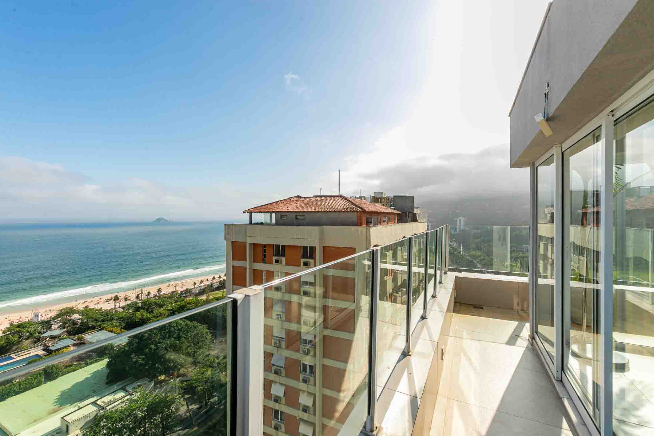  Duplex penthouse with ocean views in São Conrado - 物件實景