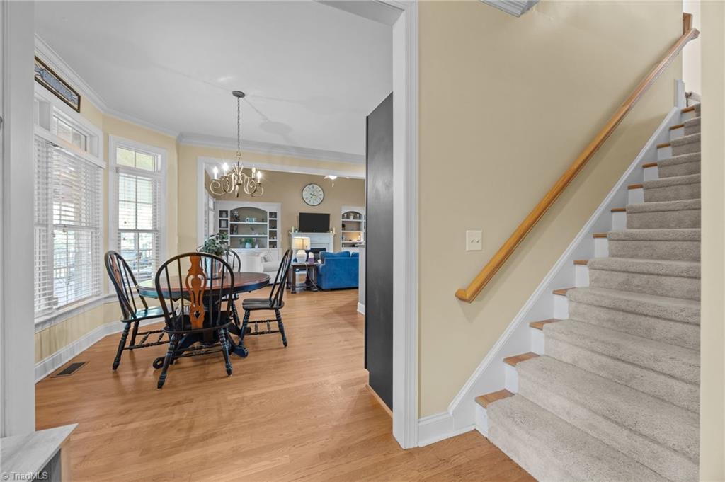 Kernersville, North Carolina, 27284, United States, 4 Bedrooms Bedrooms, ,3 BathroomsBathrooms,Residential,For Sale,1890239