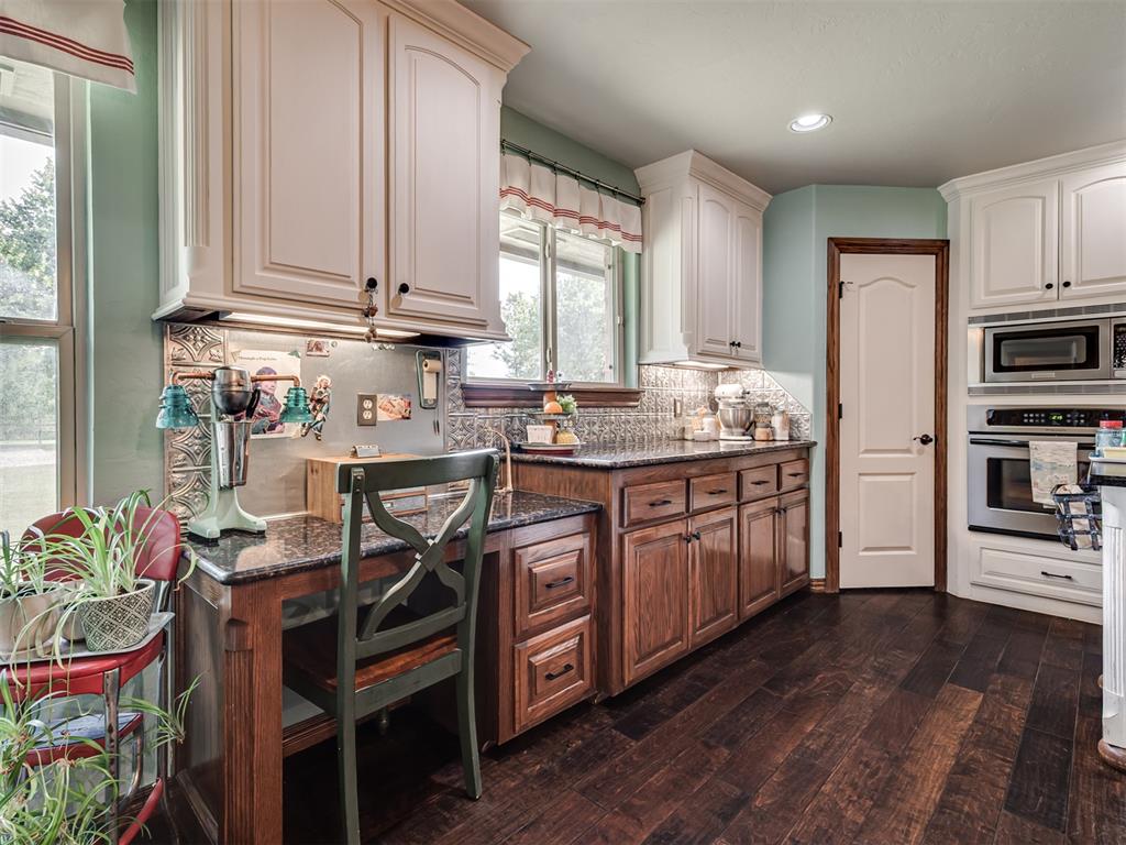 Jones, Oklahoma, 73049, United States, 4 Bedrooms Bedrooms, ,5 BathroomsBathrooms,Residential,For Sale,1987099