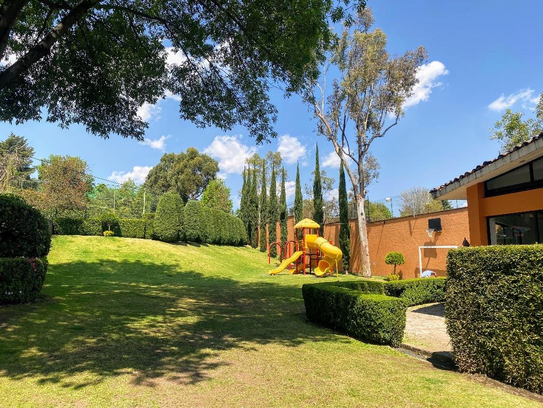 Calzada de las ?guilas, Álvaro Obregón, Ciudad de México, 01710, Mexico, 4 Bedrooms Bedrooms, ,4 BathroomsBathrooms,Residential,For Sale,Calzada de las ?guilas,1441161