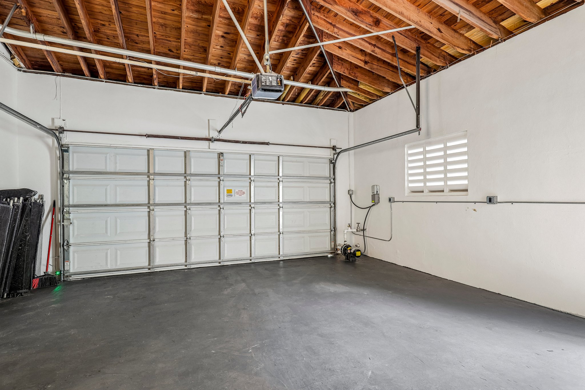  8835 NE 9th Ct, Miami, FL, 33138 - 物件實景