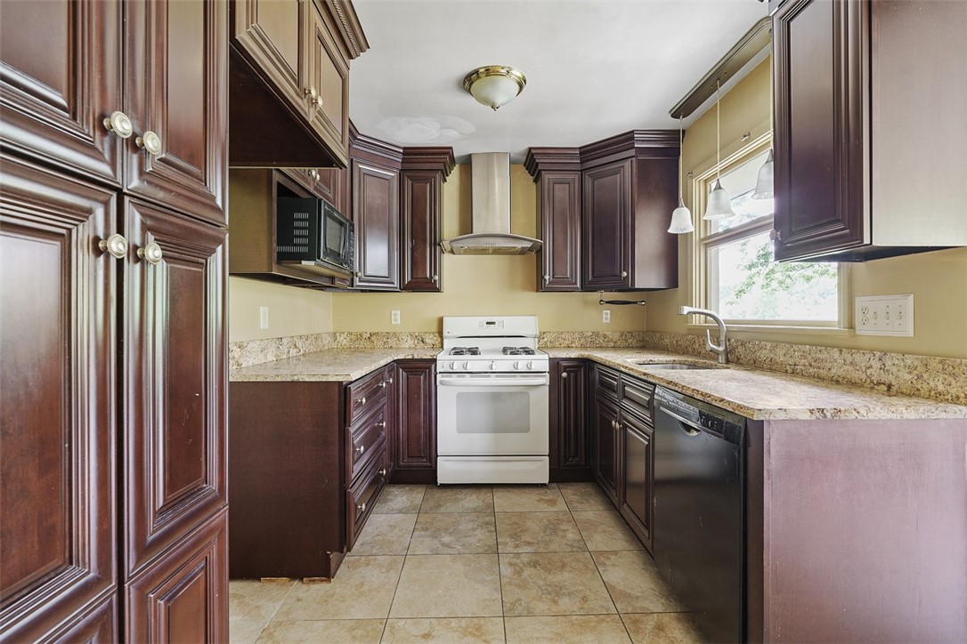 Delmont, Pennsylvania, 15626, United States, 3 Bedrooms Bedrooms, ,2 BathroomsBathrooms,Residential,For Sale,1885668