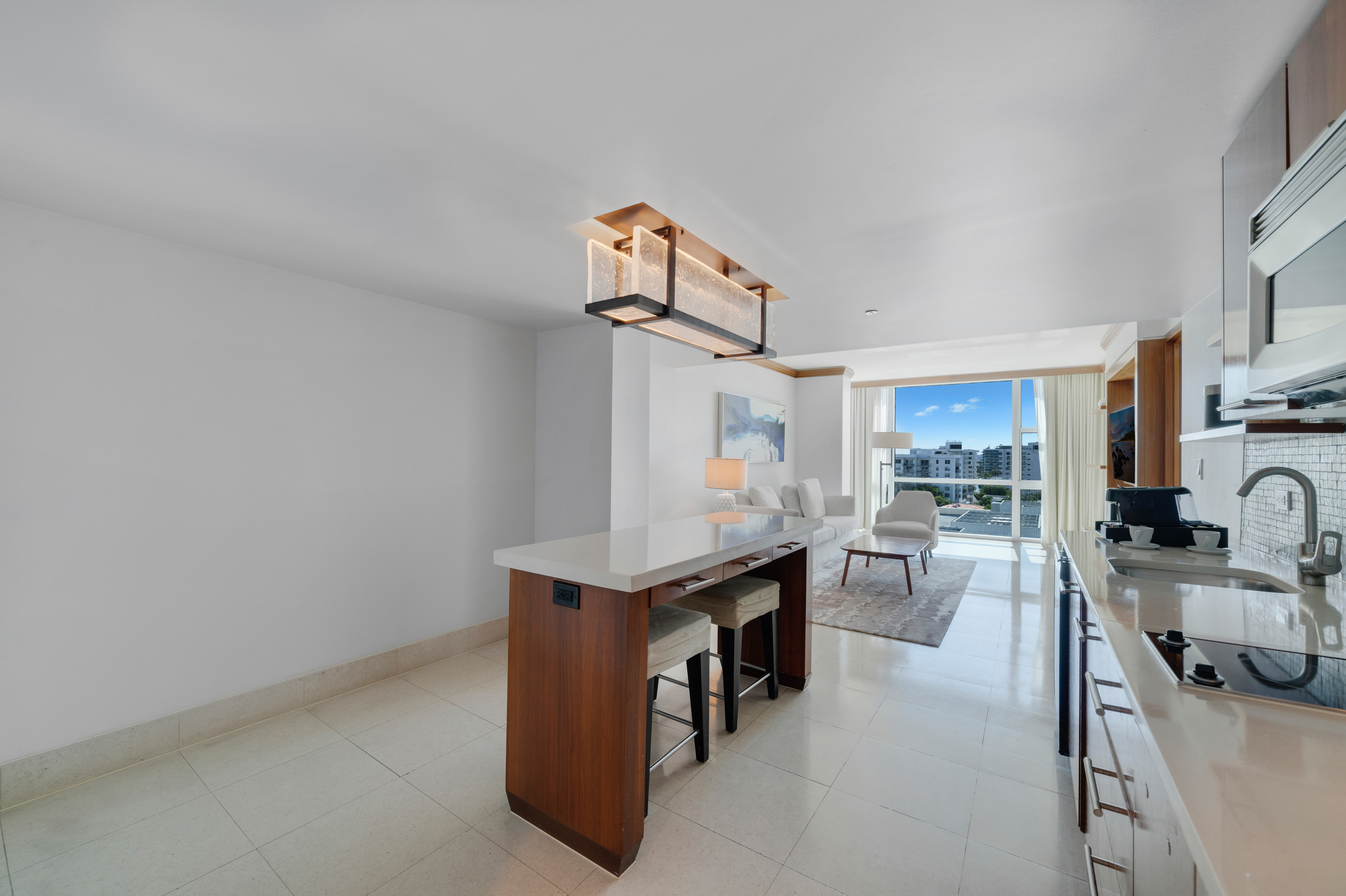 6801 Collins Avenue, Miami Beach, FL 33141 - 物件實景