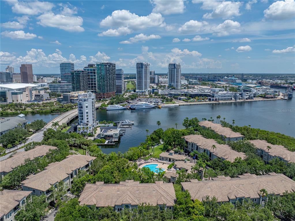 Tampa, Florida, 33602, United States, 3 Bedrooms Bedrooms, ,2 BathroomsBathrooms,Residential,For Sale,1895727