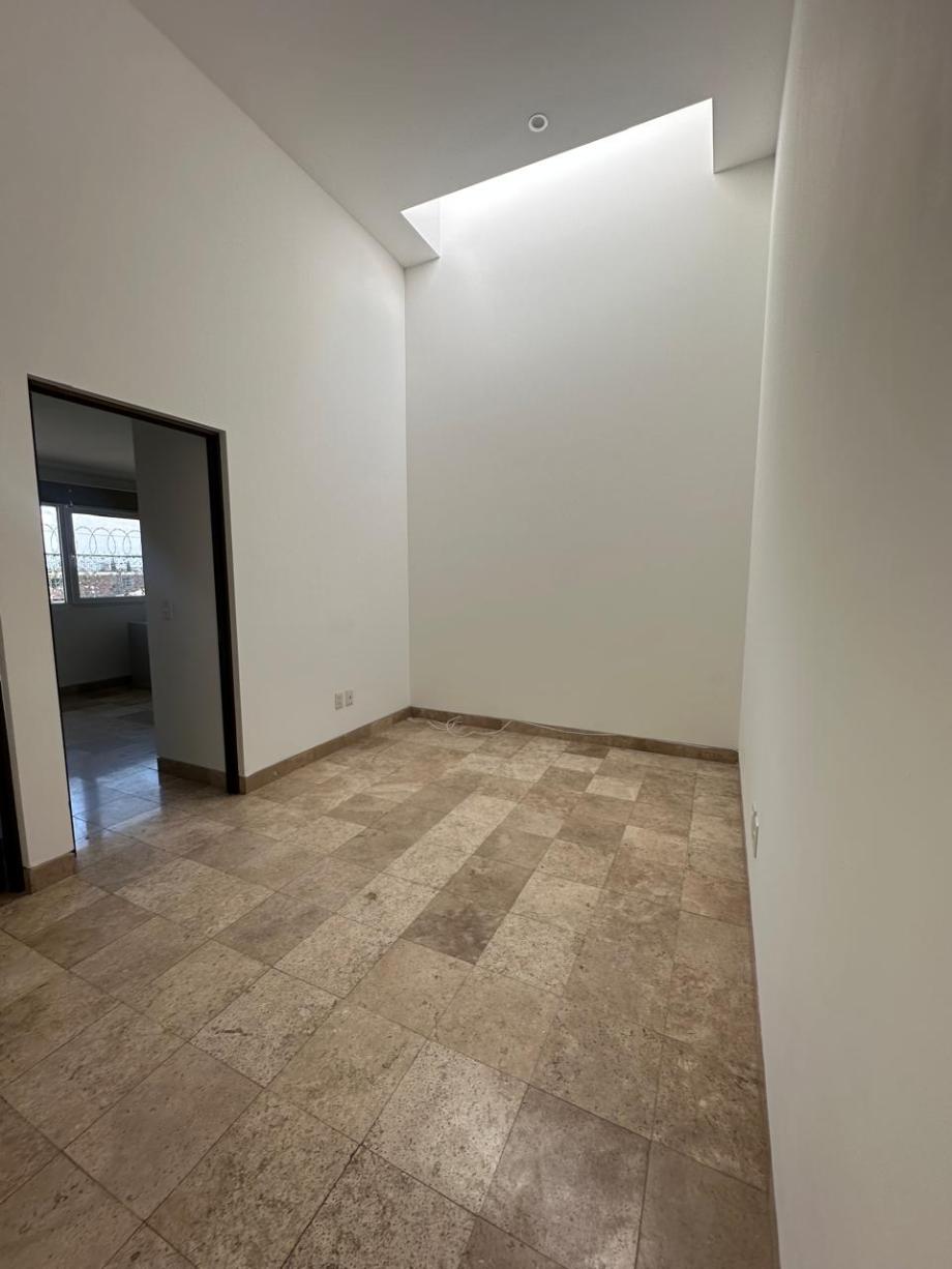 Metepec, Estado de méxico, 52148, Mexico, 3 Bedrooms Bedrooms, ,4 BathroomsBathrooms,Residential,For Sale,1996841