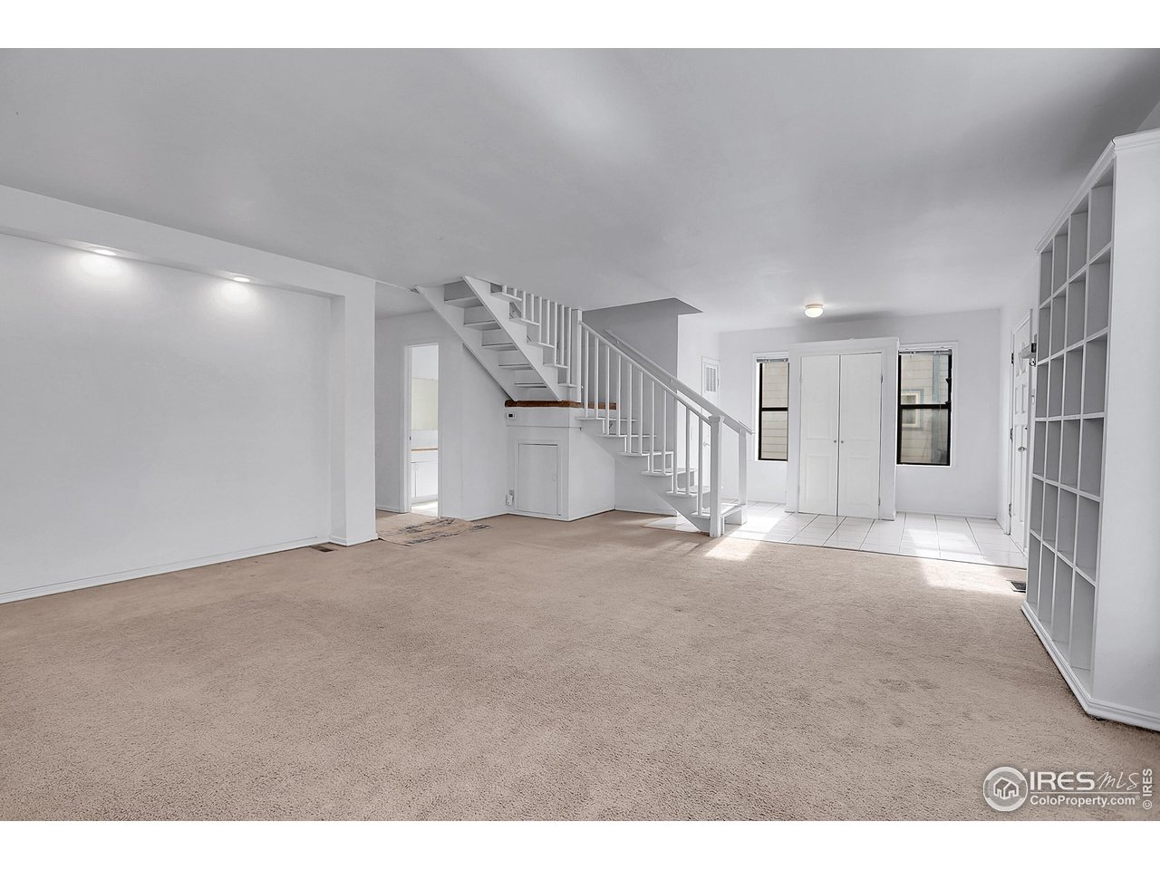 Boulder, Colorado, 80302, United States, 3 Bedrooms Bedrooms, ,2 BathroomsBathrooms,Residential,For Sale,2001011