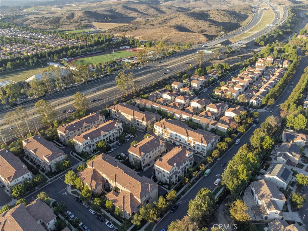 Irvine, California, 92618, United States, 2 Bedrooms Bedrooms, ,2 BathroomsBathrooms,Residential,For Sale,1987826