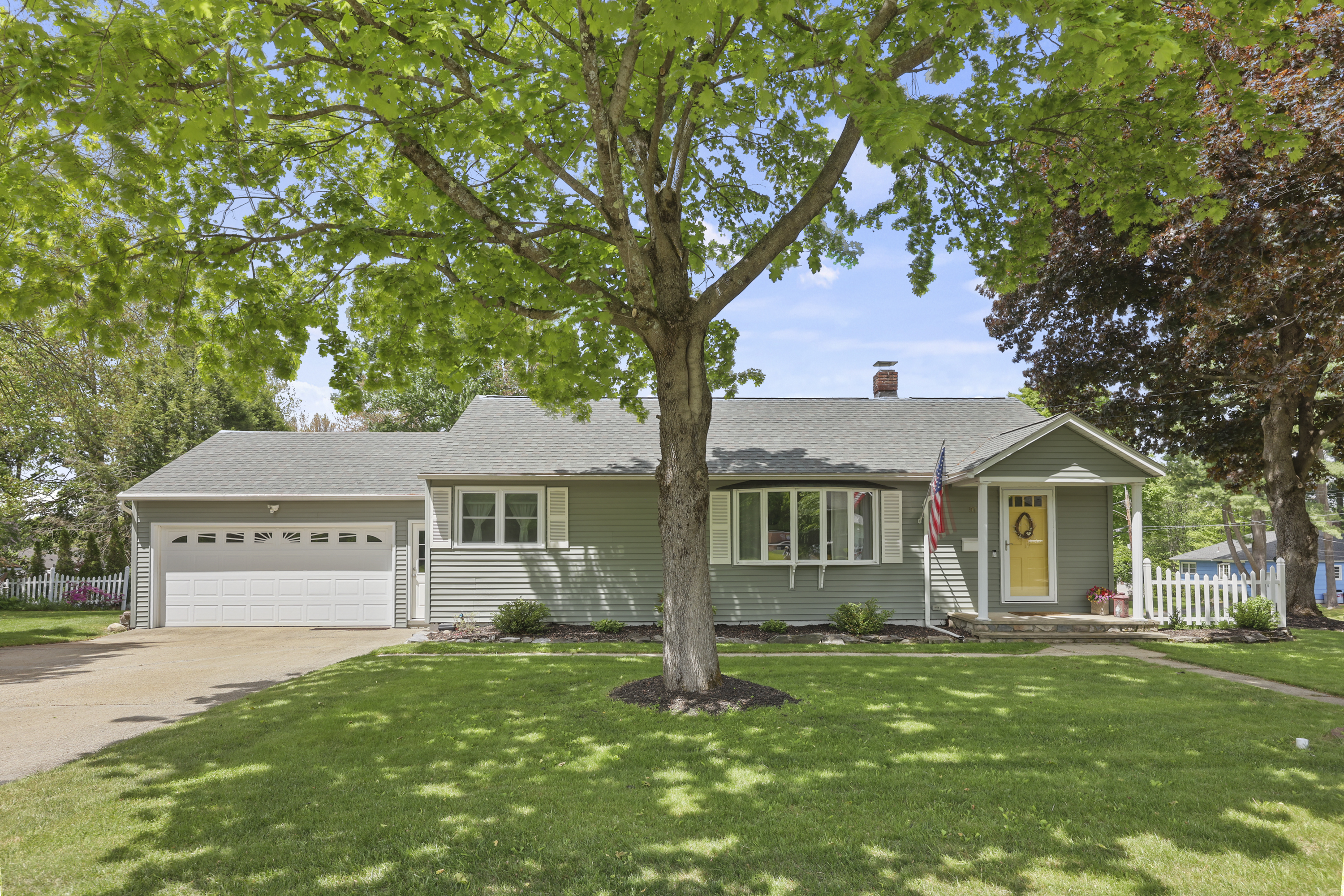  Updated 3BR Ranch on Corner Lot Near Trails & Shopping - 物件實景