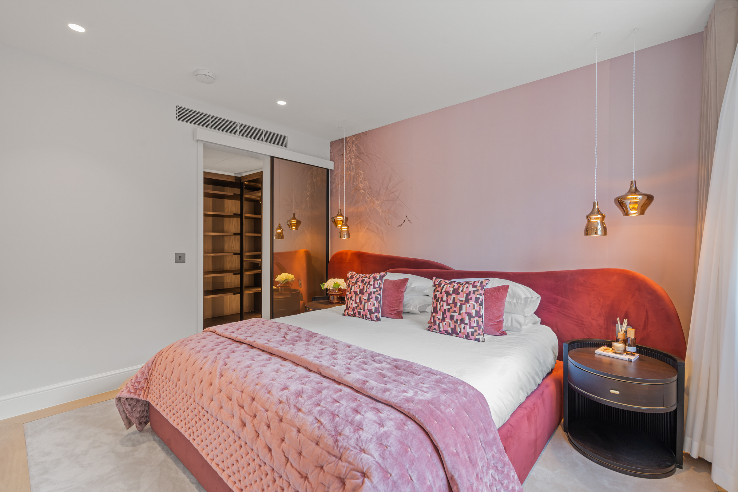  A Newly Refurbished Three-Bedroom Mews Home In Kensington - 物件實景