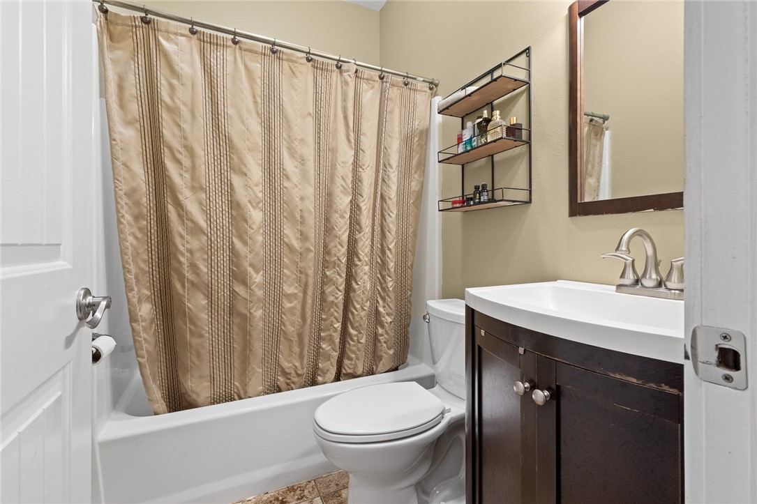 Dogpatch, Arkansas, 72648, United States, 3 Bedrooms Bedrooms, ,3 BathroomsBathrooms,Residential,For Sale,1958320