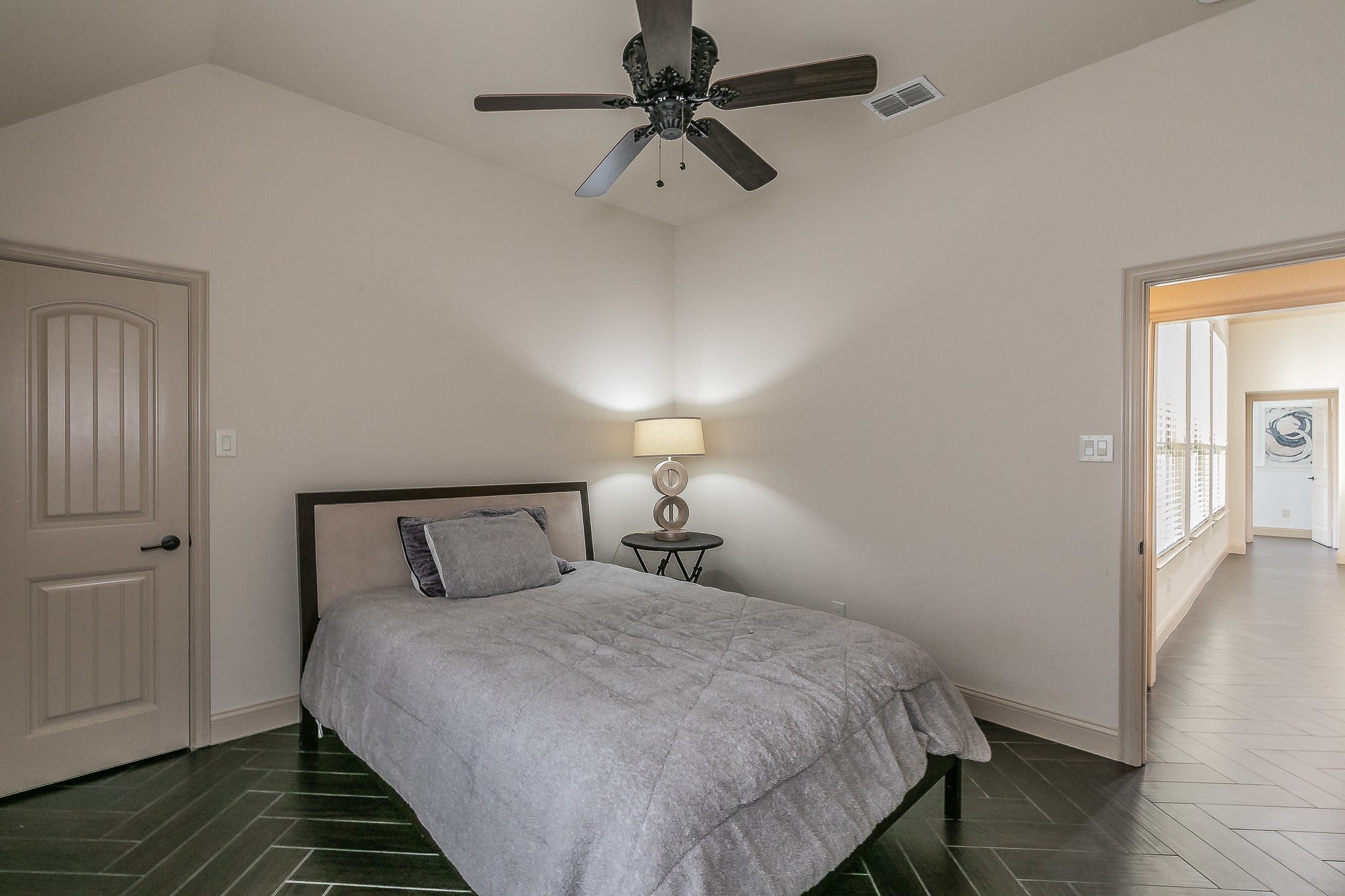 Fort Worth, Texas, 76179, United States, 5 Bedrooms Bedrooms, ,3 BathroomsBathrooms,Residential,For Sale,1980950