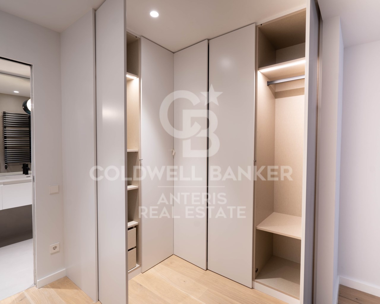 Barcelona, Barcelona, Ciutat Vella Barcelona, Barc, Barcelona, Catalonia, ES, 3 Bedrooms Bedrooms, ,3 BathroomsBathrooms,Residential,For Sale,Barcelona, Barcelona, Ciutat Vella Barcelona, Barc,1448558