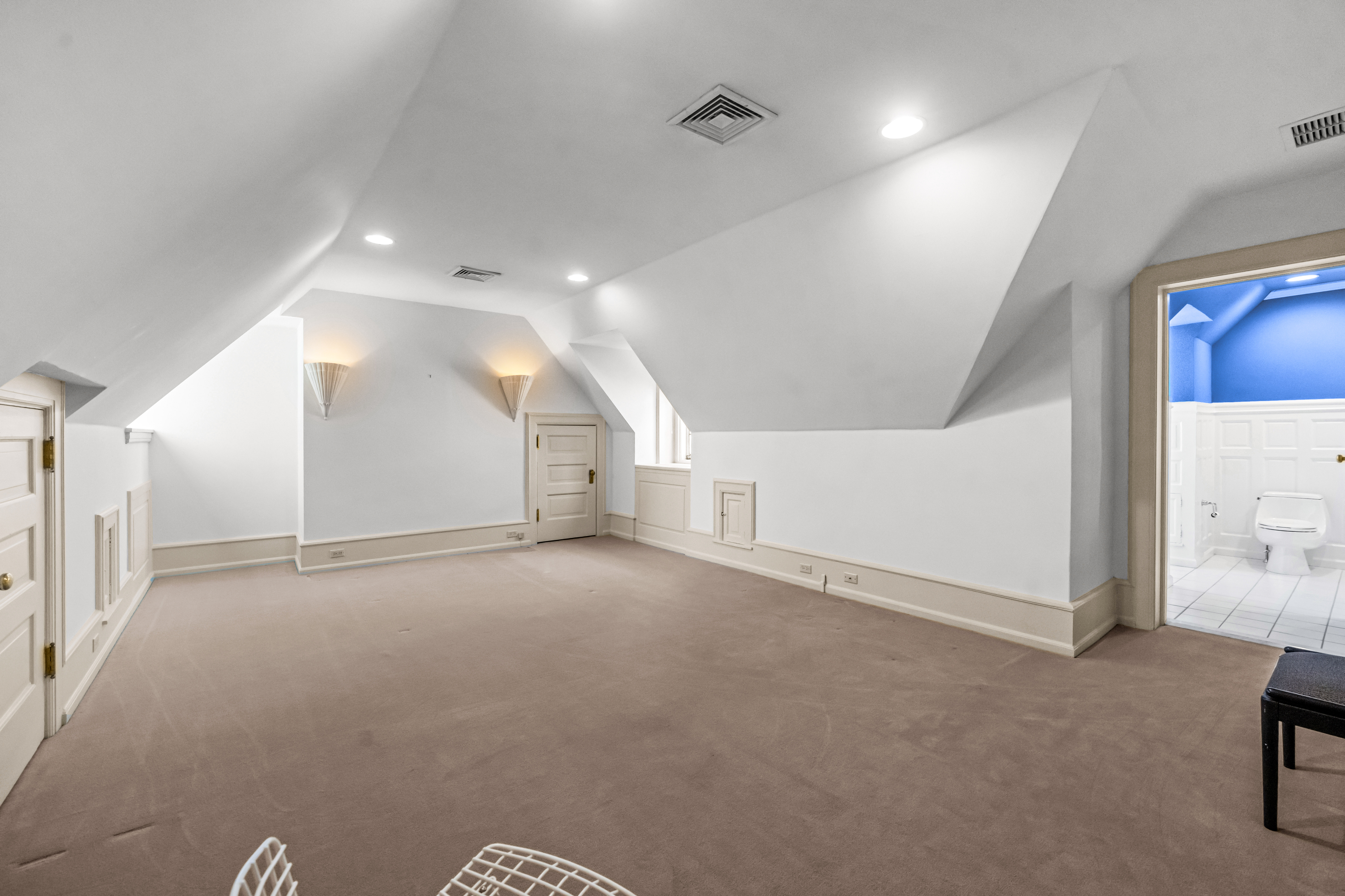  220 Ravenscliff Road, Saint Davids, PA 19087 - 物件實景