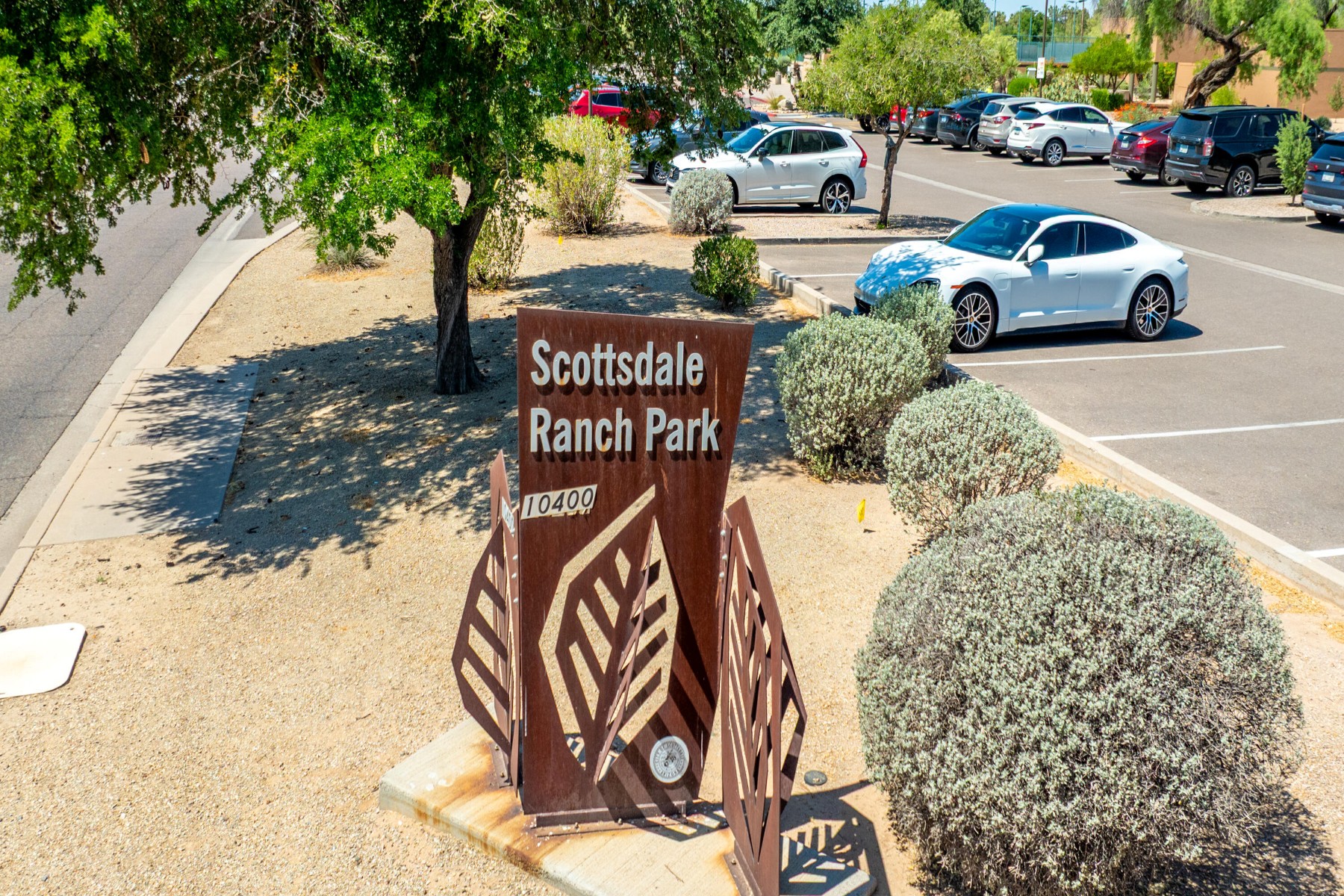  10175 E Cochise Drive  Scottsdale, AZ - 物件實景