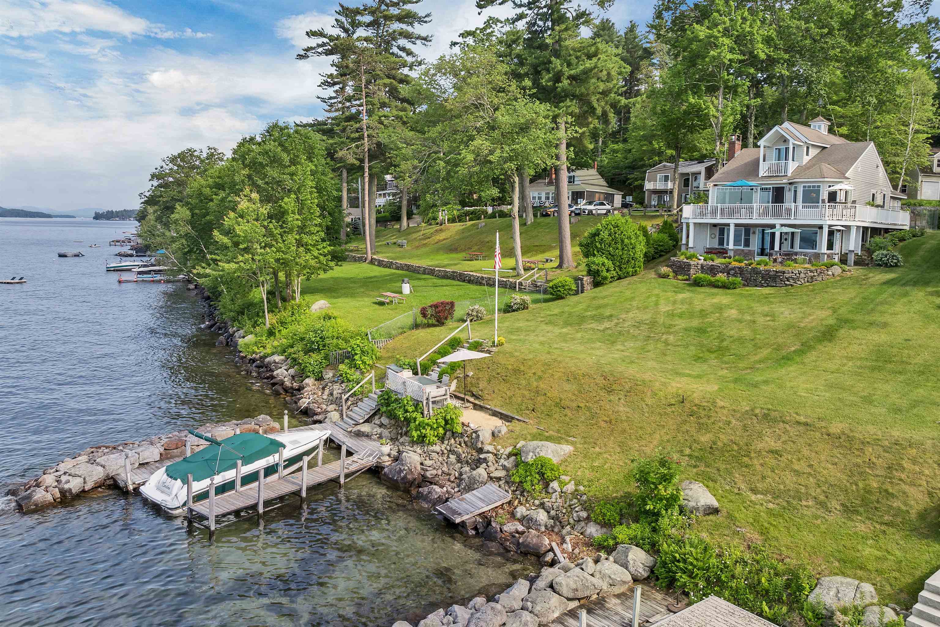 Gilford, New Hampshire, 03249, United States, 3 Bedrooms Bedrooms, ,3 BathroomsBathrooms,Residential,For Sale,1875899