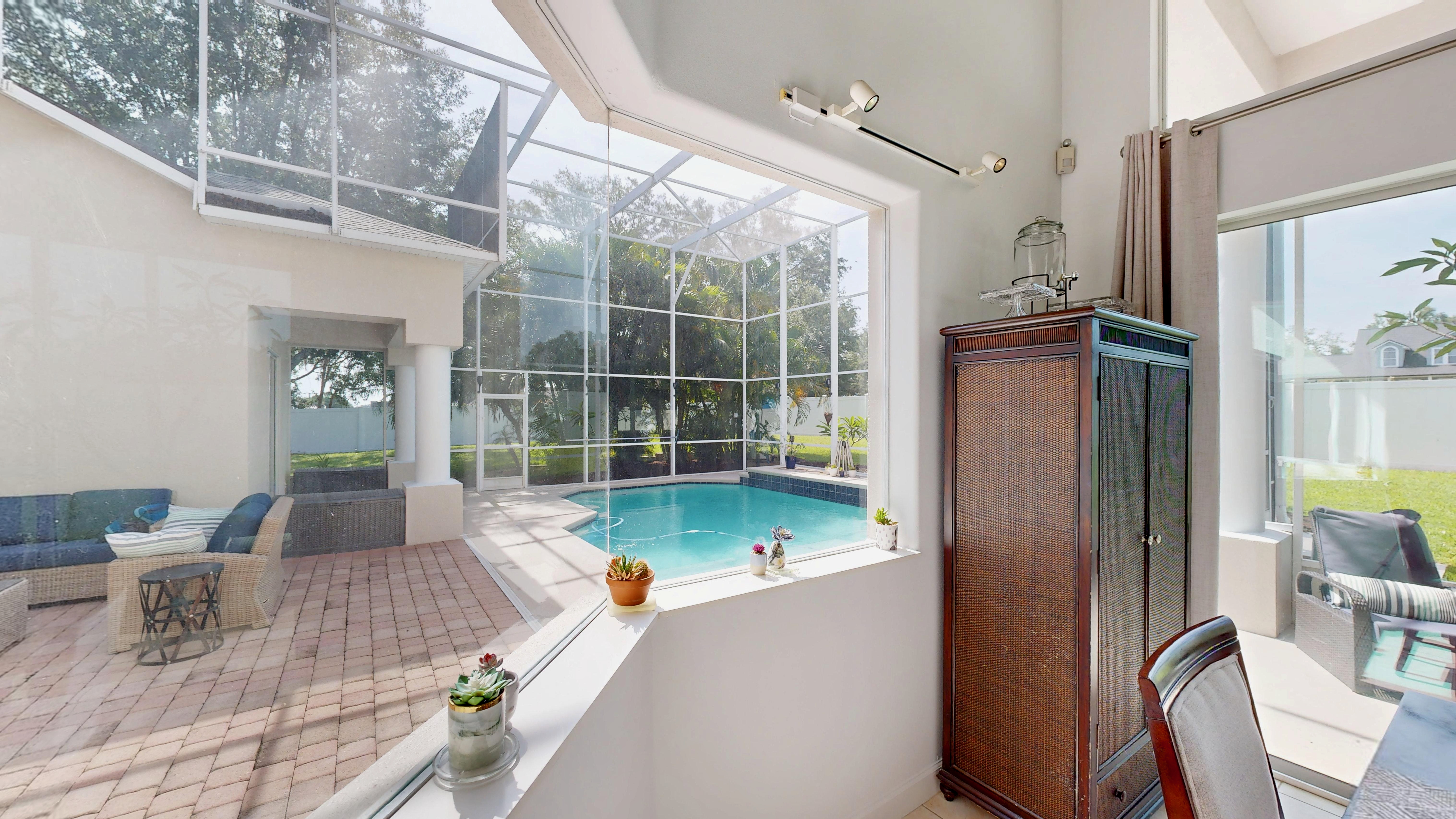 Oakland, Florida, 34760, United States, 4 Bedrooms Bedrooms, ,3 BathroomsBathrooms,Residential,For Sale,1828727