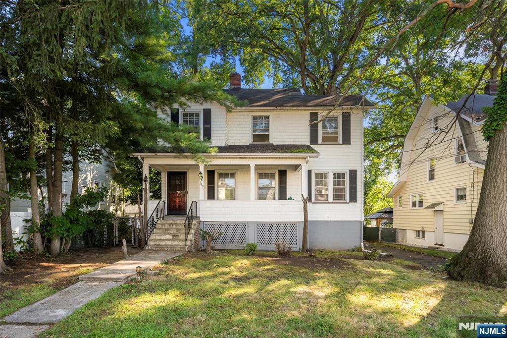 Englewood, New Jersey, 07631, United States, 3 Bedrooms Bedrooms, ,2 BathroomsBathrooms,Residential,For Sale,1925520