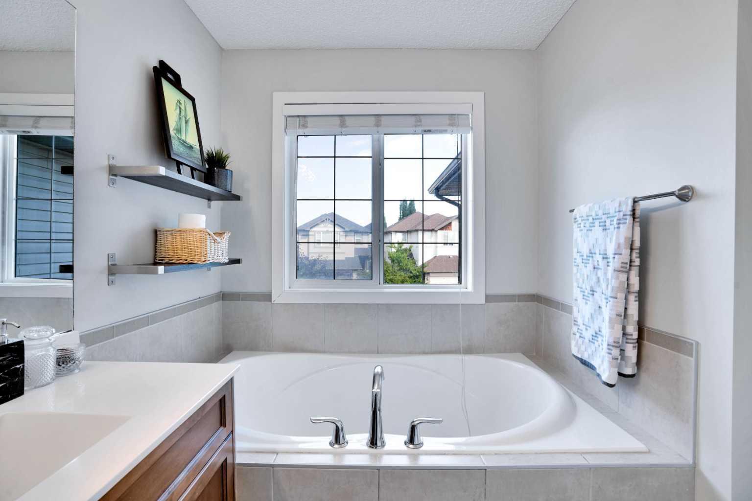 CALGARY, Alberta, T3M 0N7, CA, 4 Bedrooms Bedrooms, ,4 BathroomsBathrooms,Residential,For Sale,1908583