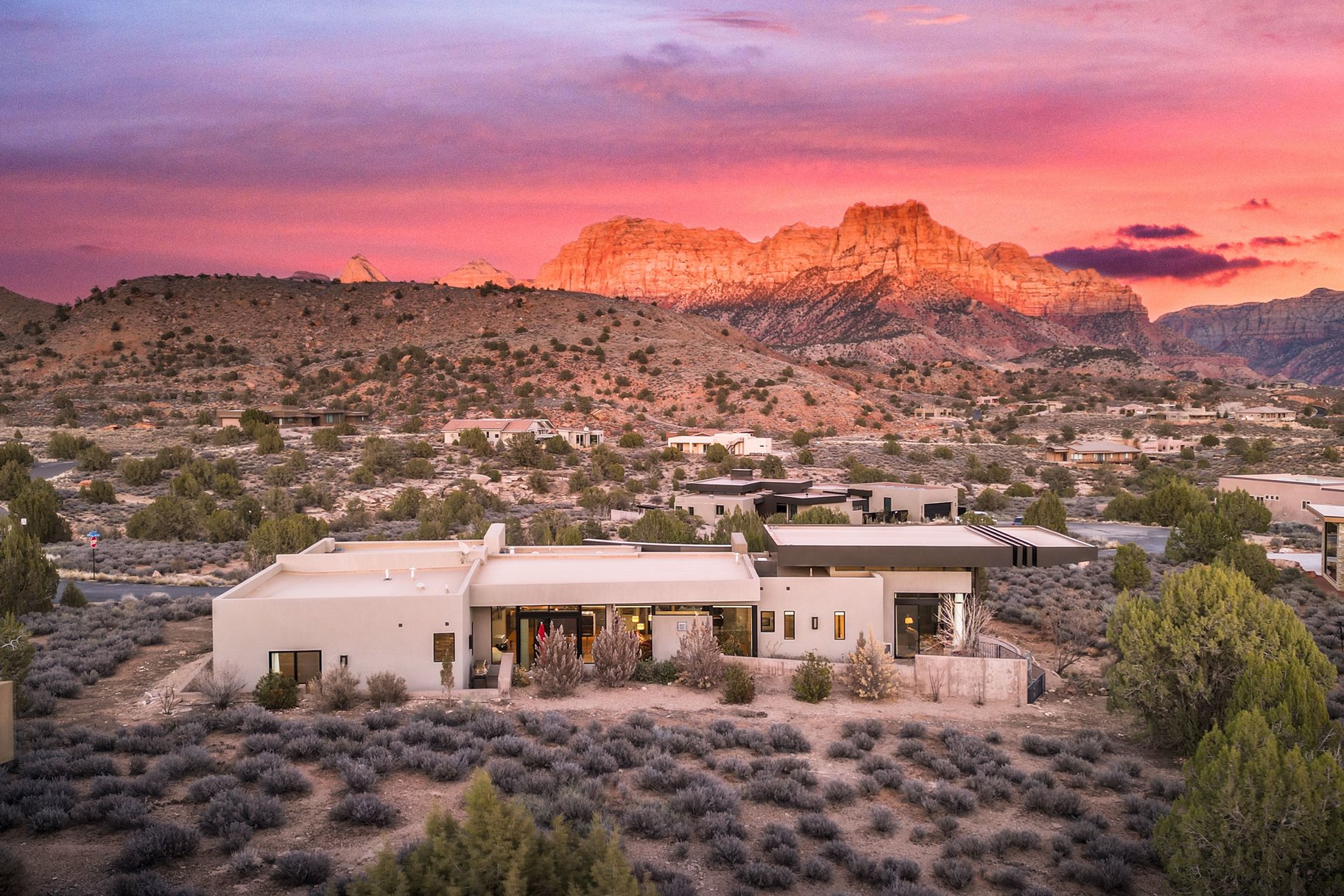  Serene Modern Sanctuary In Zion - 物件實景