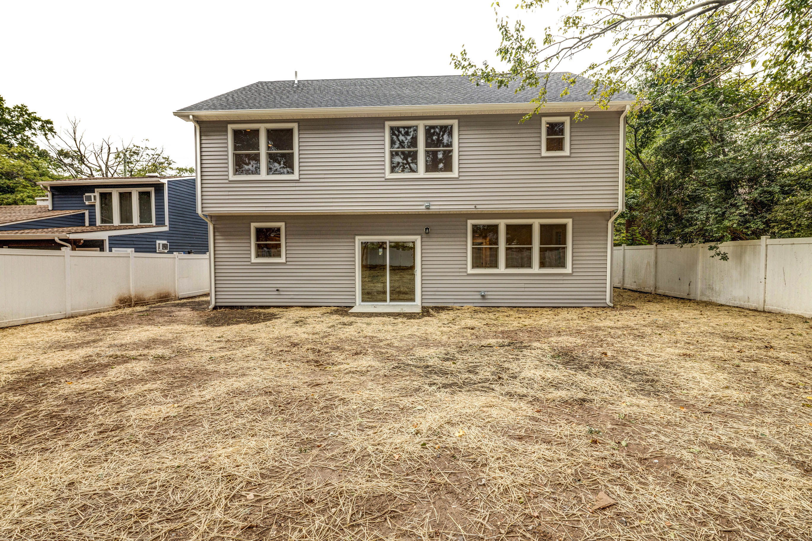 Edison, New Jersey, 08817, United States, 5 Bedrooms Bedrooms, ,4 BathroomsBathrooms,Residential,For Sale,1943098