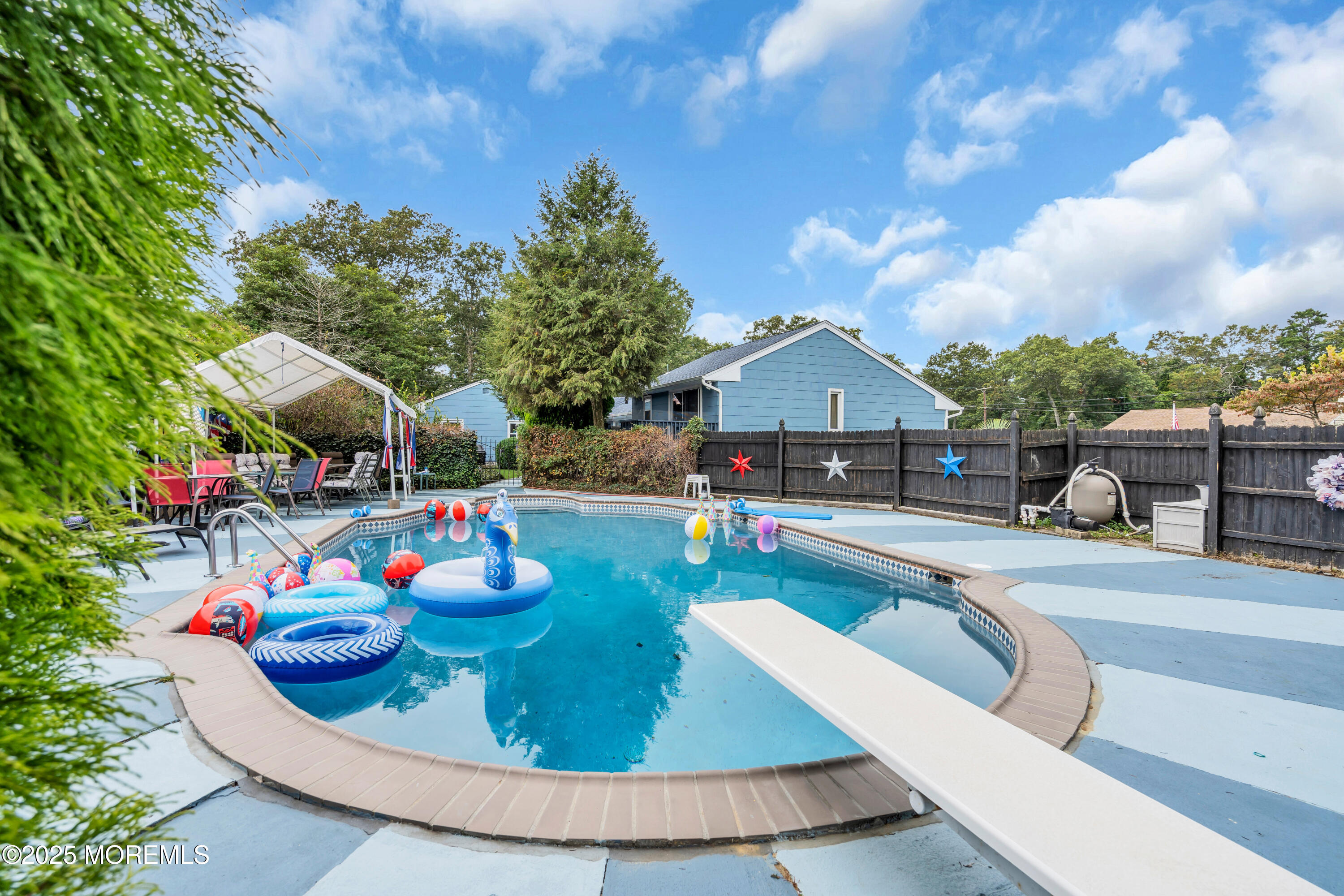 Beachwood, New Jersey, 08722, United States, 4 Bedrooms Bedrooms, ,2 BathroomsBathrooms,Residential,For Sale,1974168