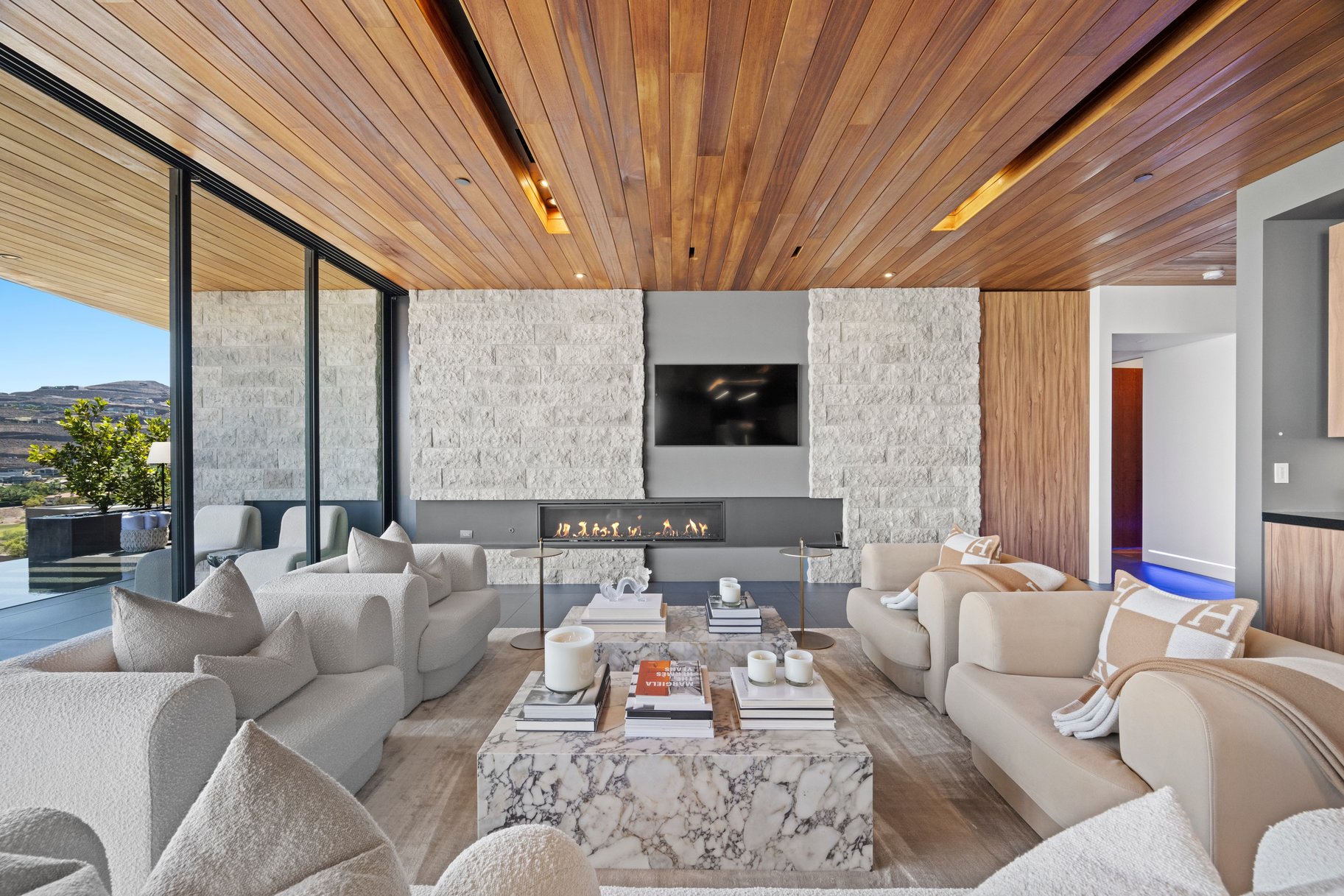  Extraordinary Architectural Masterpiece in Macdonald Highlands - 物件實景