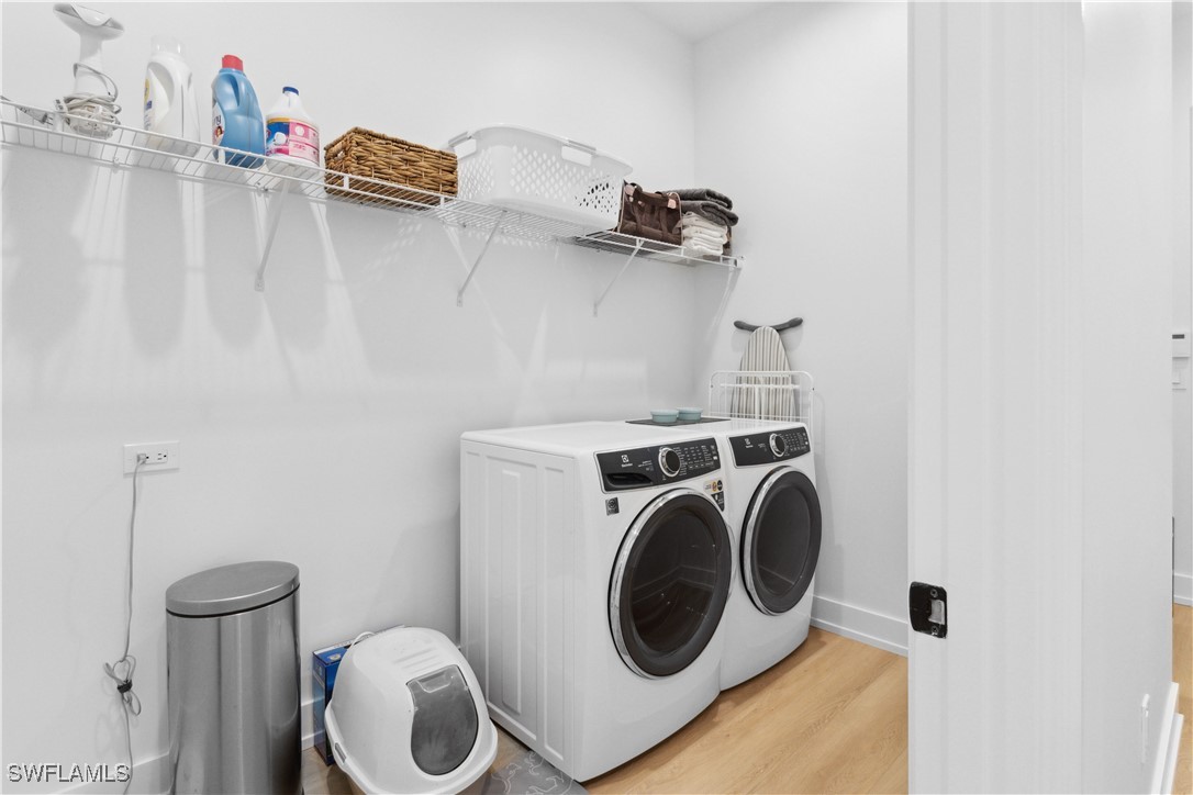 Naples, Florida, 34120, United States, 4 Bedrooms Bedrooms, ,6 BathroomsBathrooms,Residential,For Sale,1984444