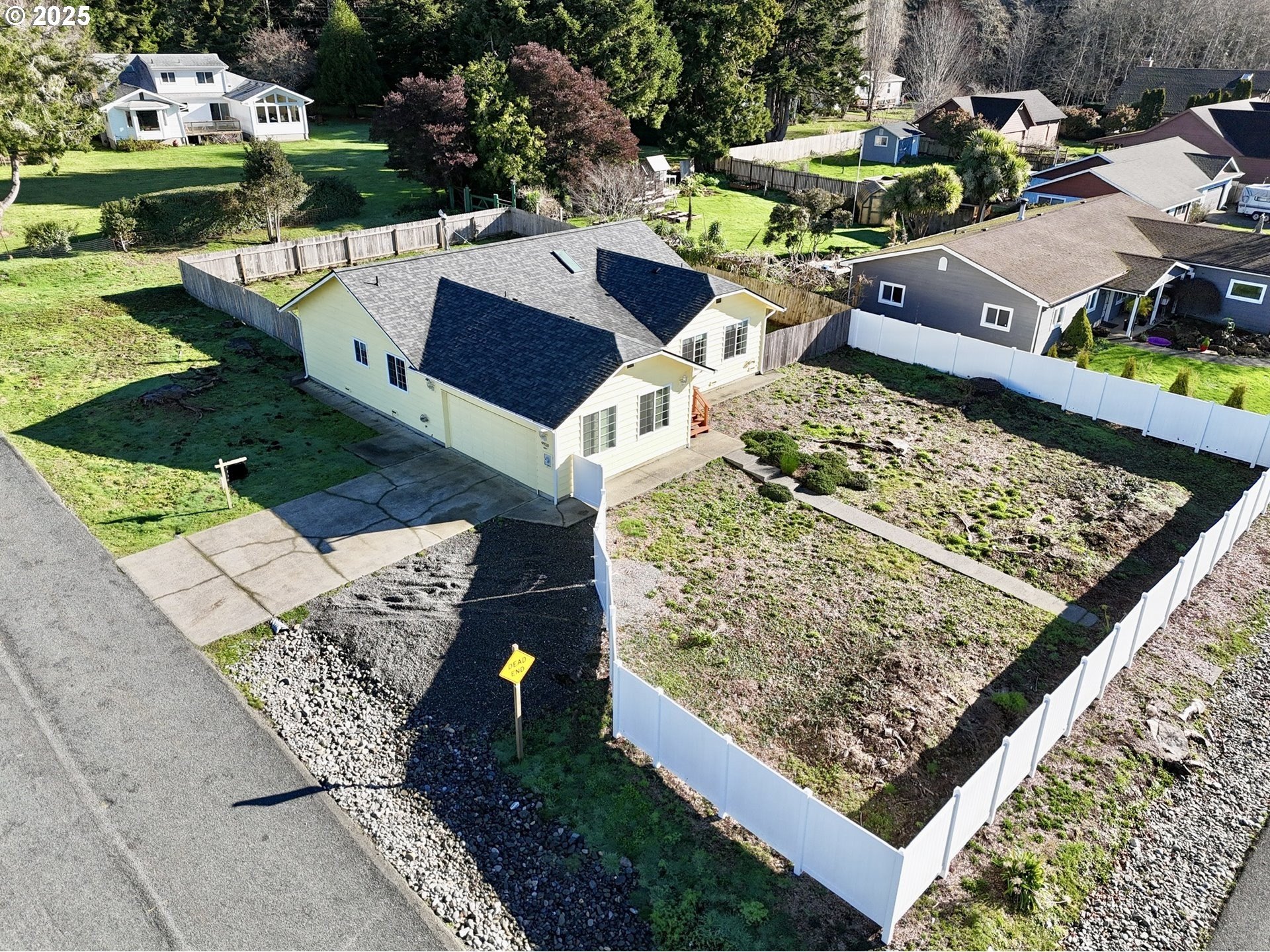 Brookings, Oregon, 97415, United States, 3 Bedrooms Bedrooms, ,2 BathroomsBathrooms,Residential,For Sale,1935920