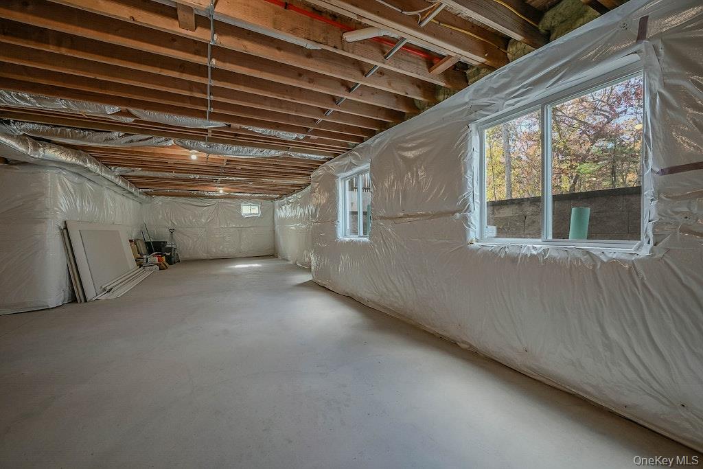 Middle Island, New York, 11953, United States, 4 Bedrooms Bedrooms, ,4 BathroomsBathrooms,Residential,For Sale,1988192