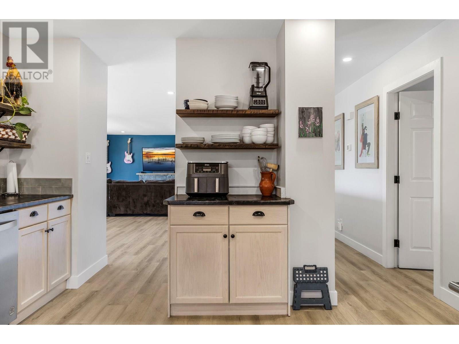 PENTICTON, British Columbia, V2A 1A7, CA, 6 Bedrooms Bedrooms, ,4 BathroomsBathrooms,Residential,For Sale,1859946